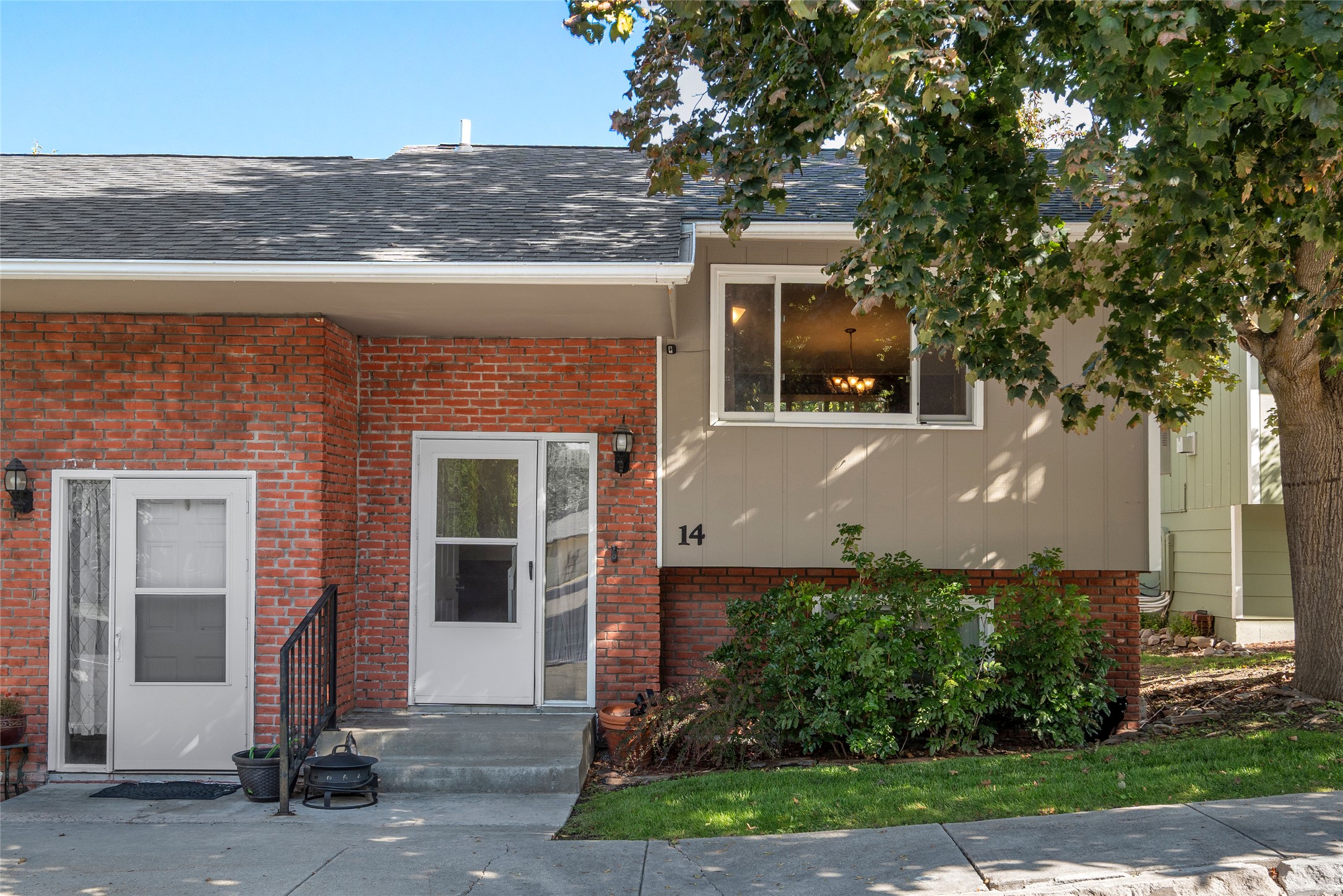 2200 Garland Drive 14 — photo