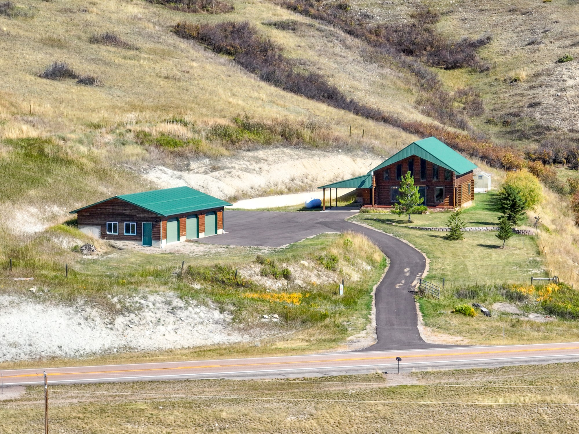 5833 US Highway 89 — photo