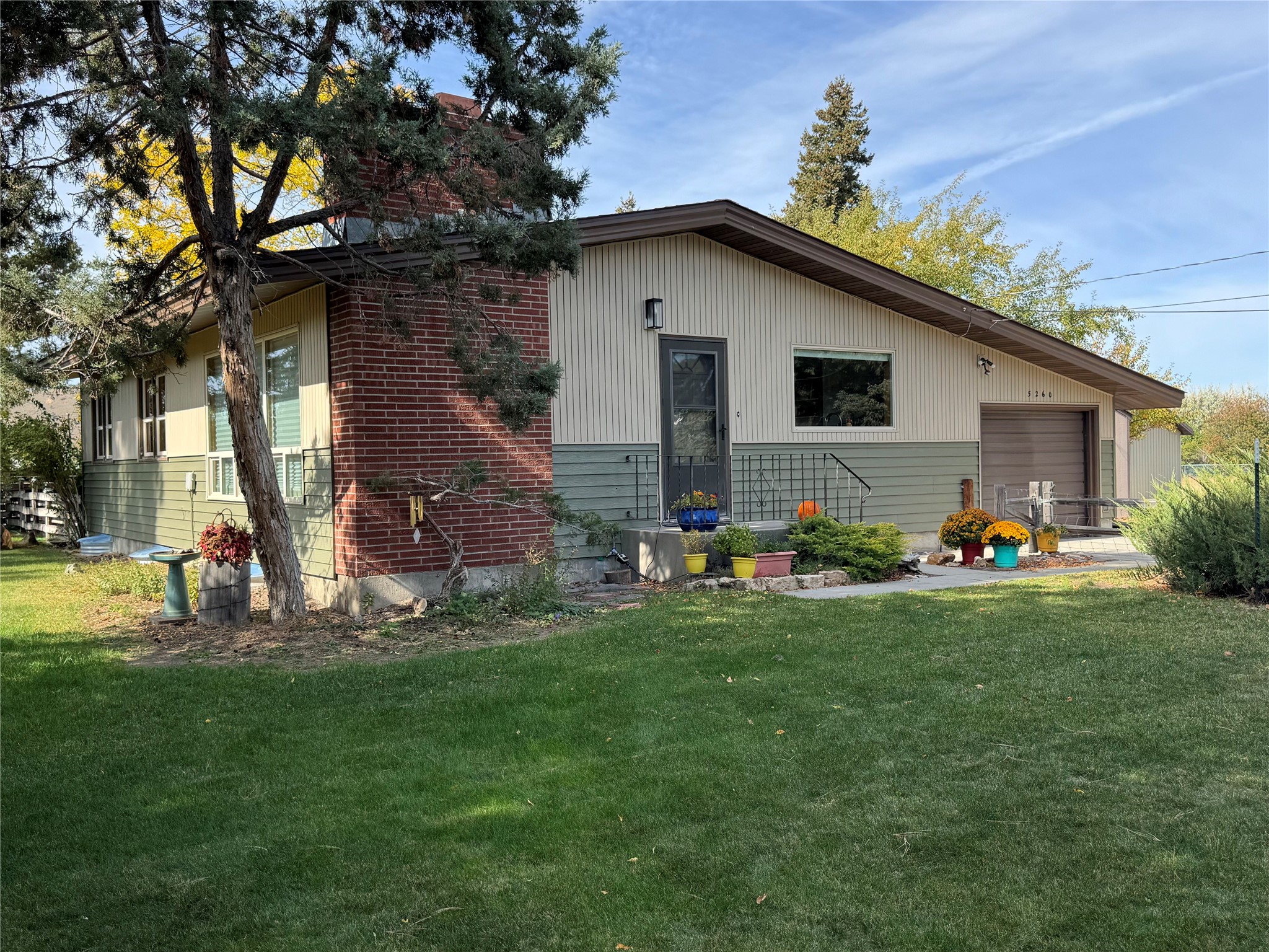 5262 Kerr Drive — photo