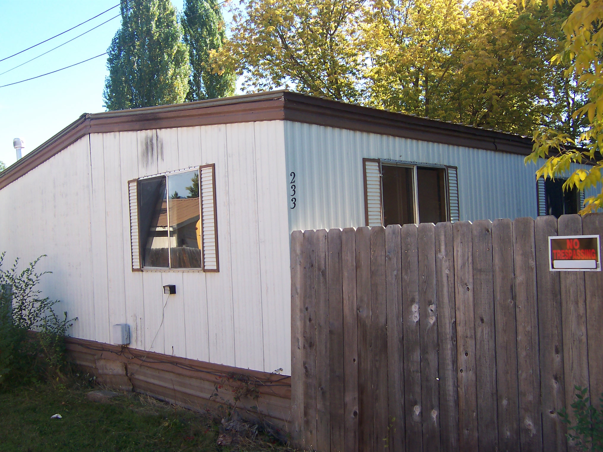 233 Parliament Drive — photo