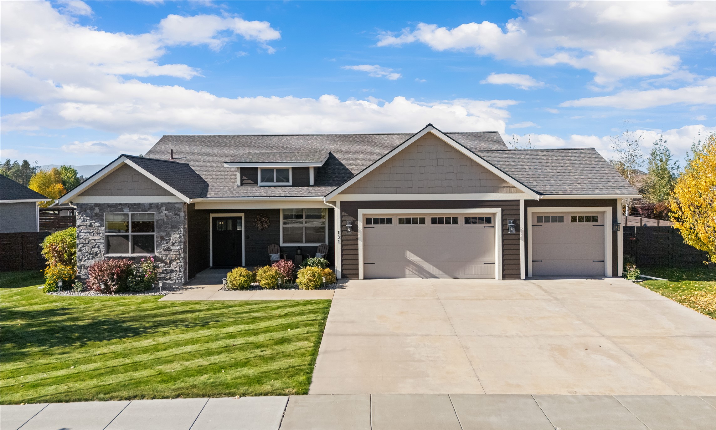 131 E Swift Creek Way — photo