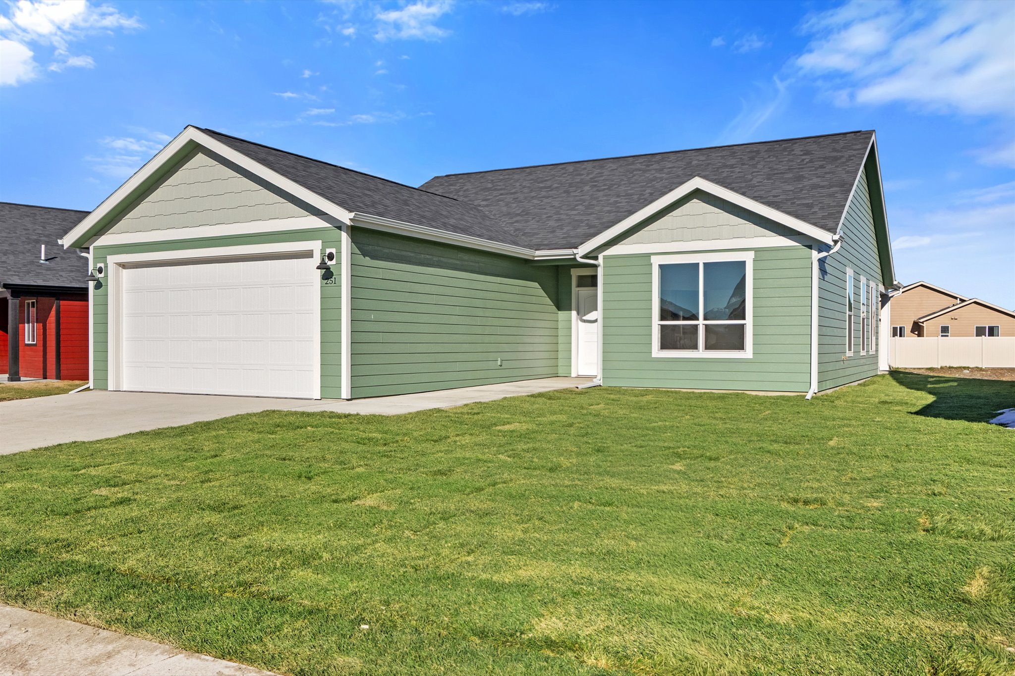 251 Stirling Loop — photo