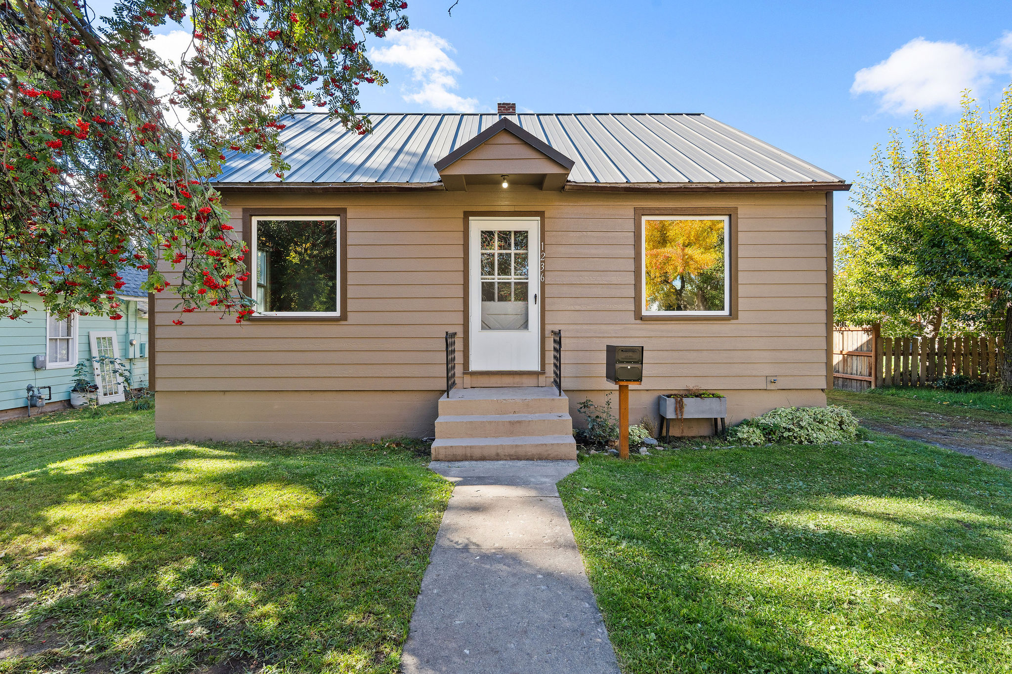 1236 5th Avenue E, Kalispell, MT 59901 — photo 2