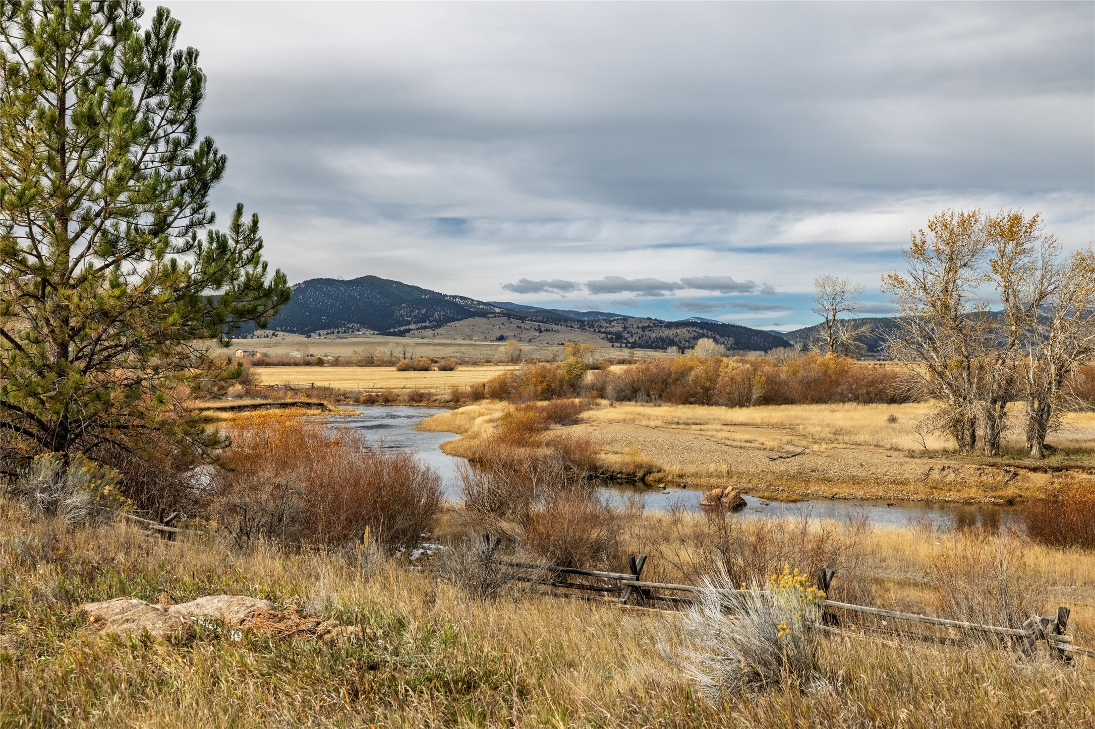 39 Hubbard Lane, Boulder, MT 59632 — photo 2