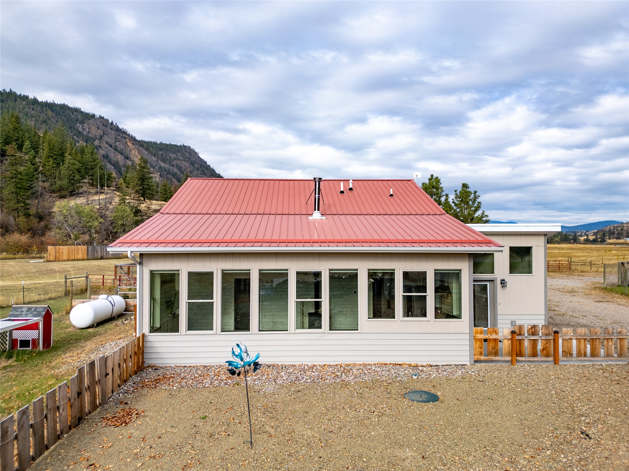 422 River Road E, Plains, MT 59859 — photo 2