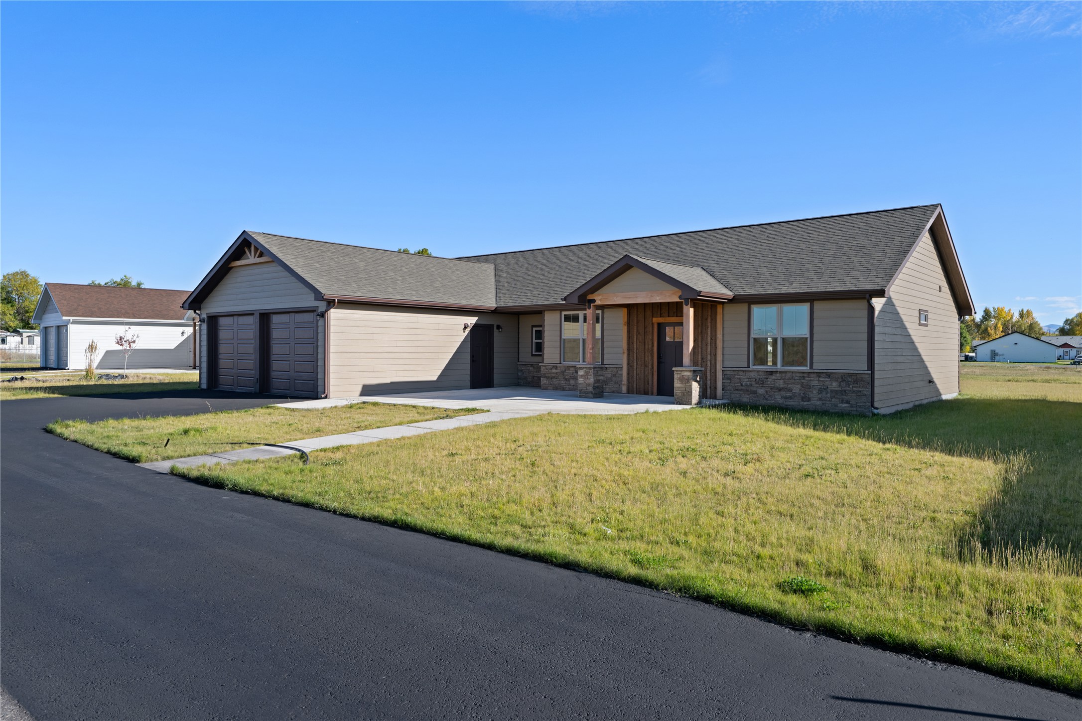 1012 Sagebrush Lane — photo