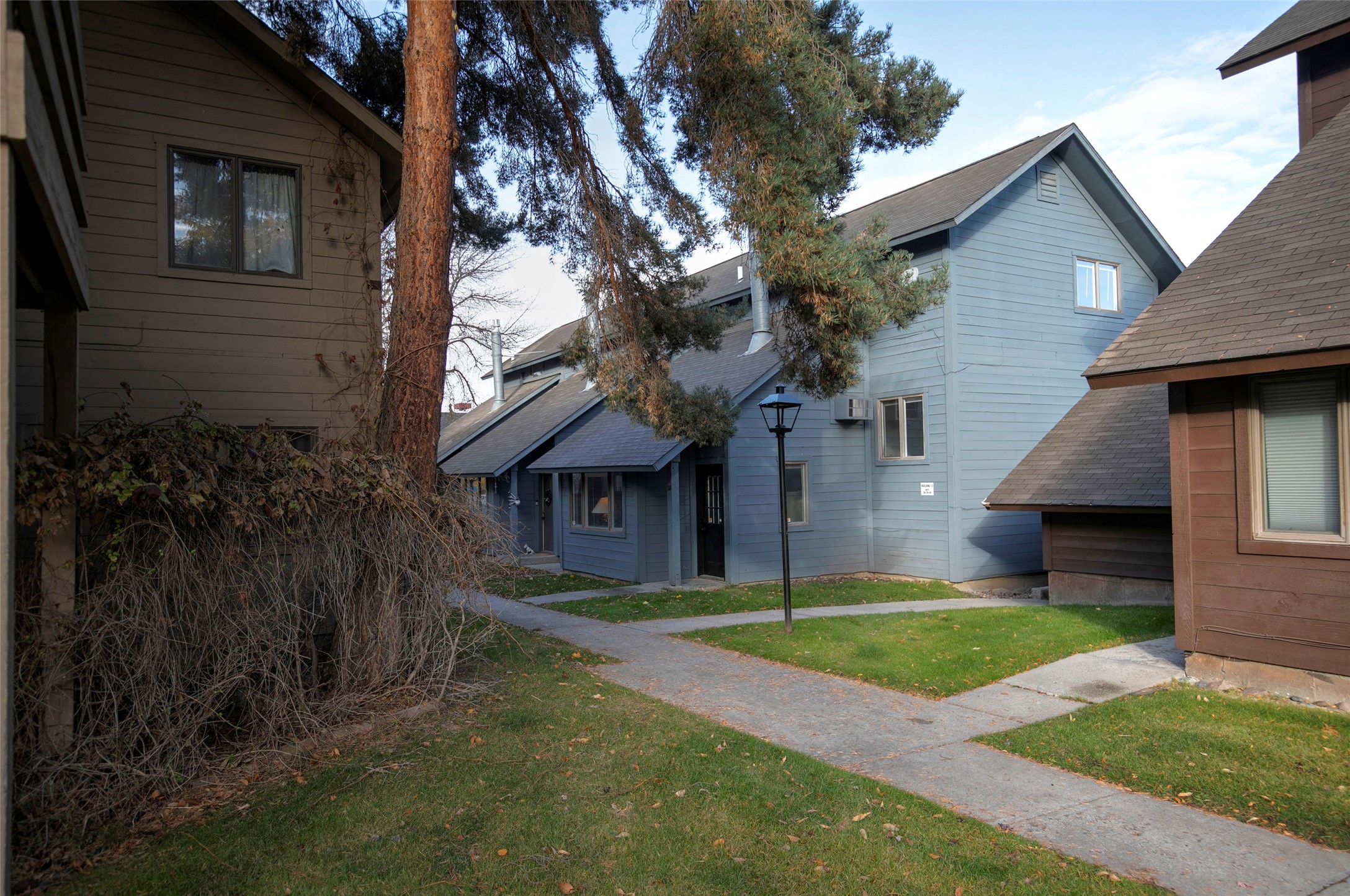 3811 Stephens Avenue Unit 38 — photo