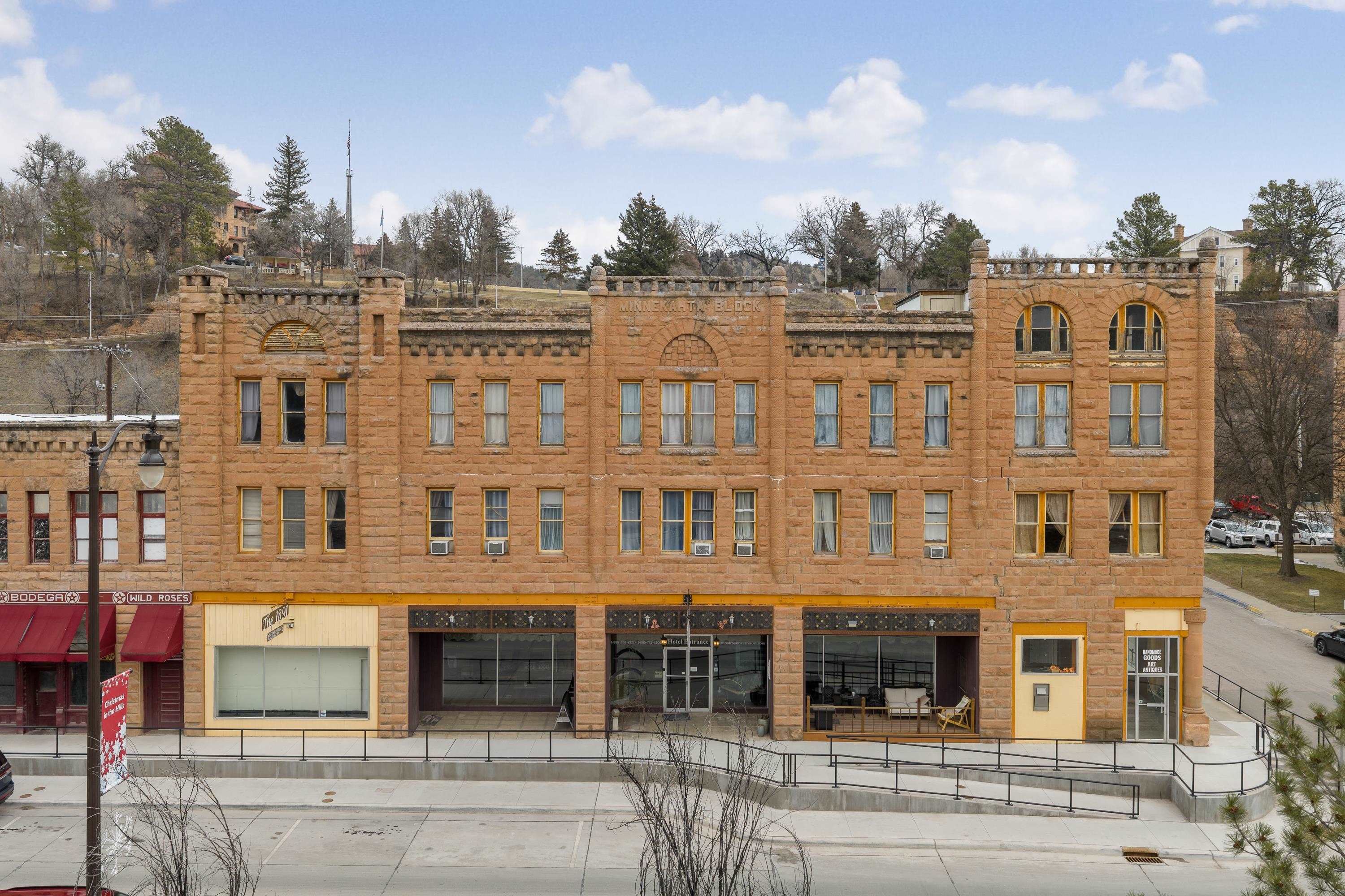 603 N River Street — photo