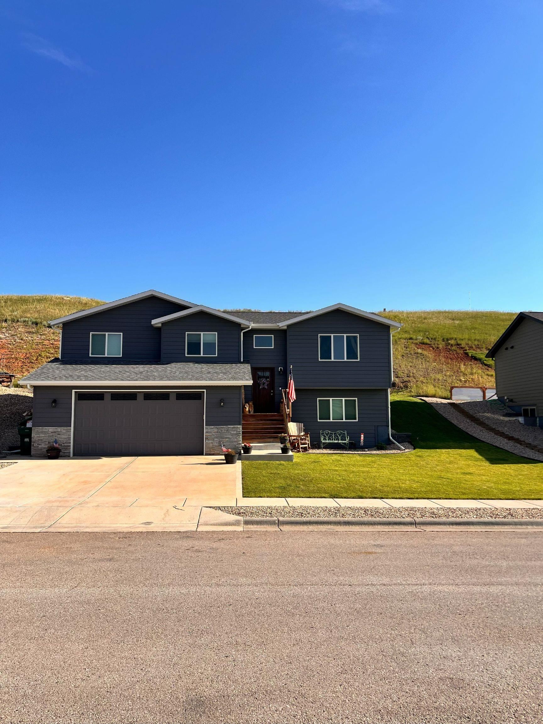 2659 Meadow Drive — photo