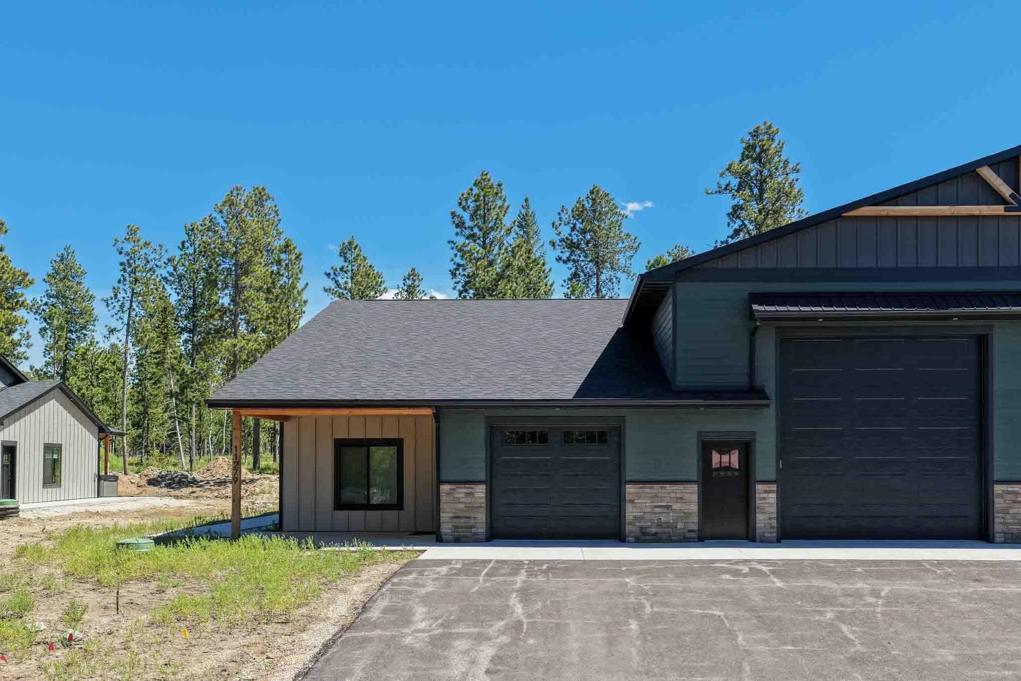 11279 Black Forest Road — photo