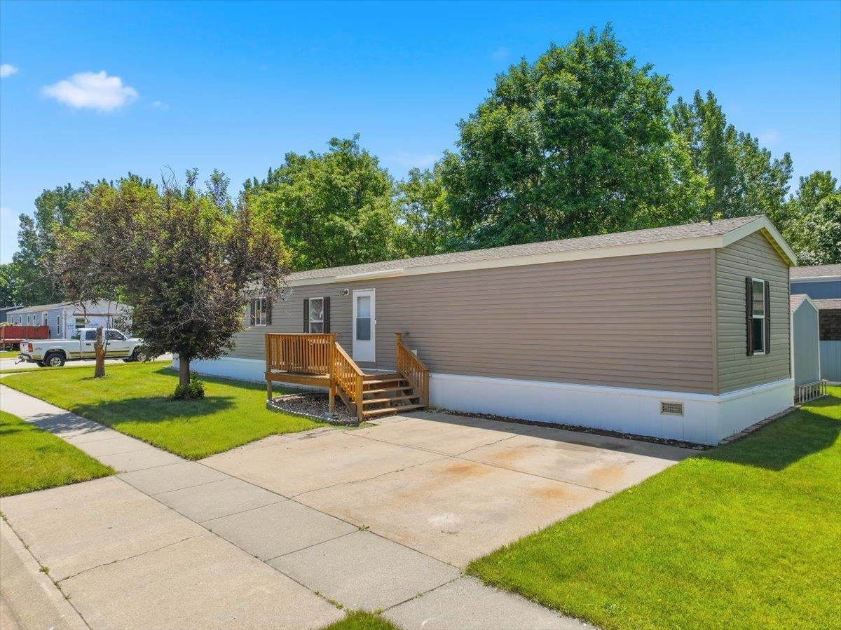 142 Spearfish Mountain Court — photo