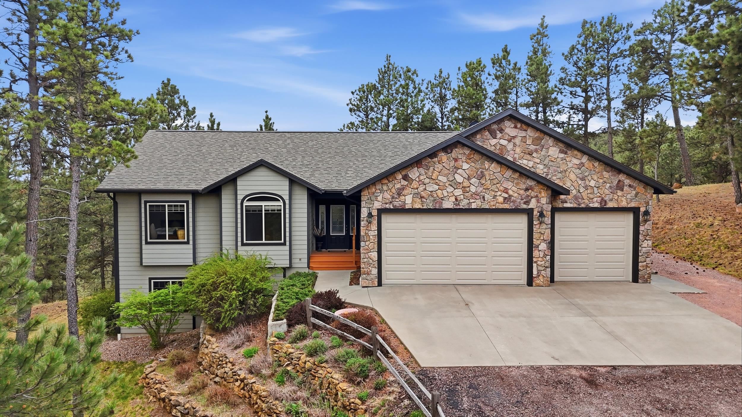 4451 Westridge Road — photo