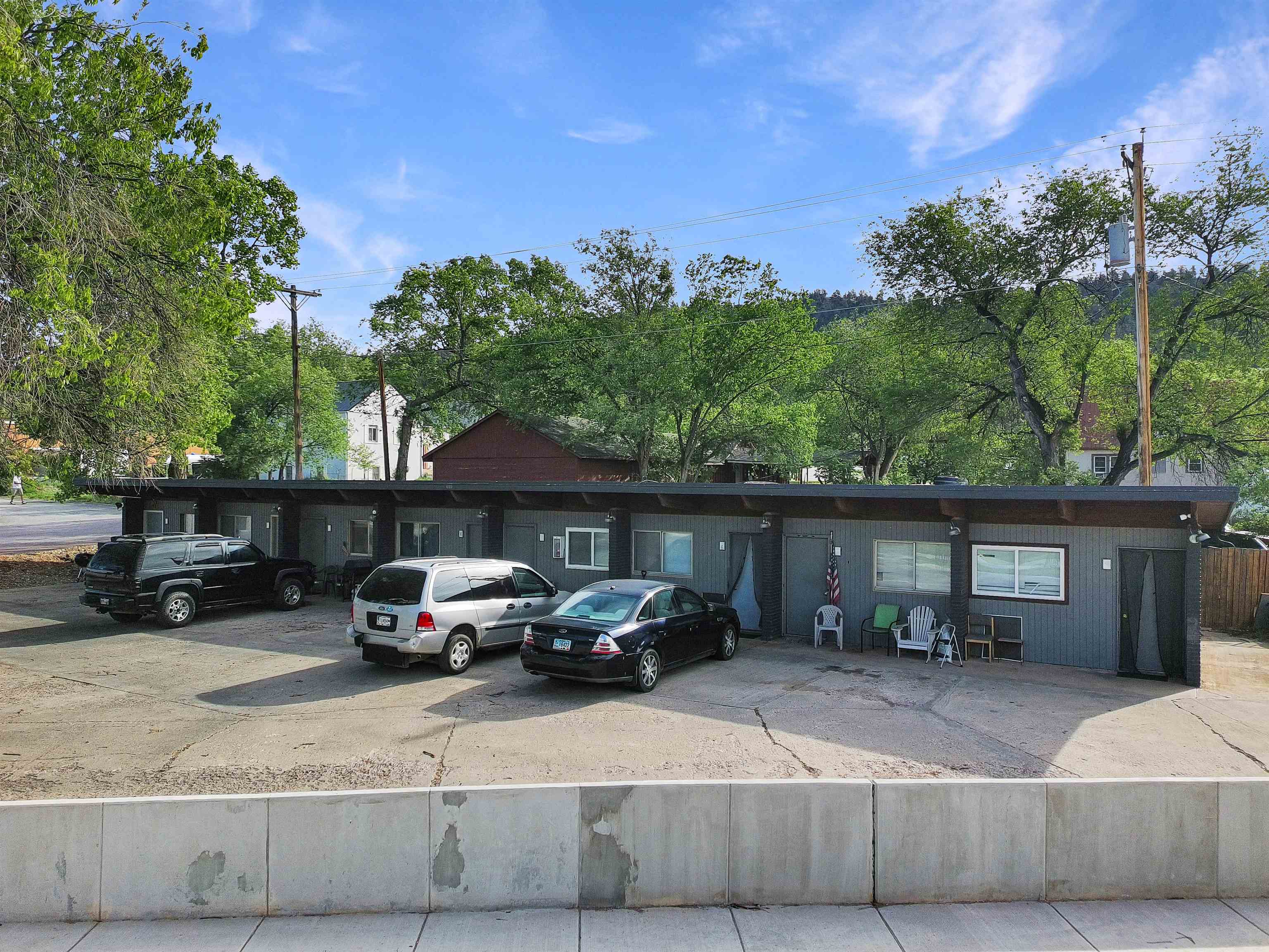 603 Jensen Highway — photo