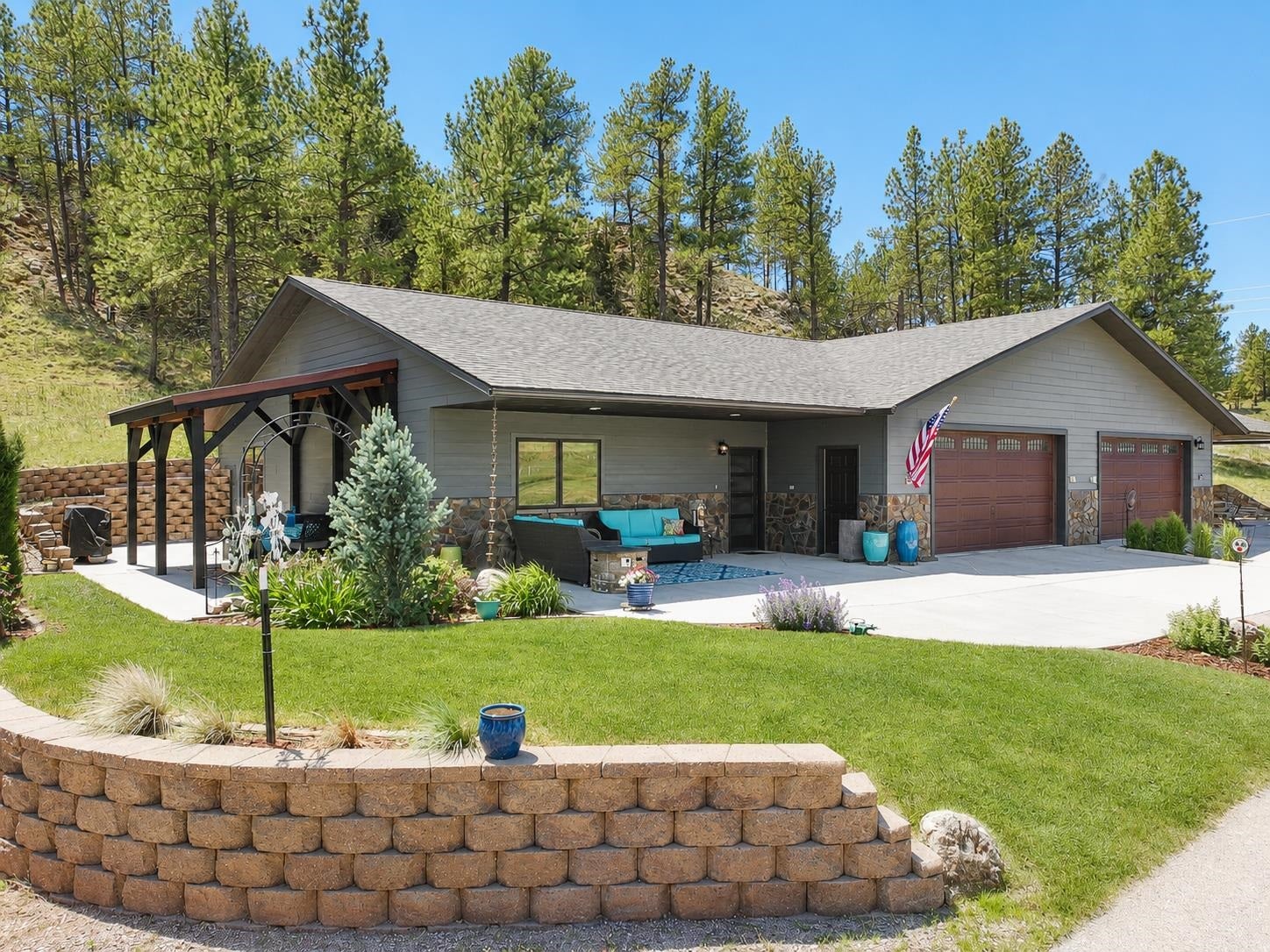 2124 Bison Pass — photo