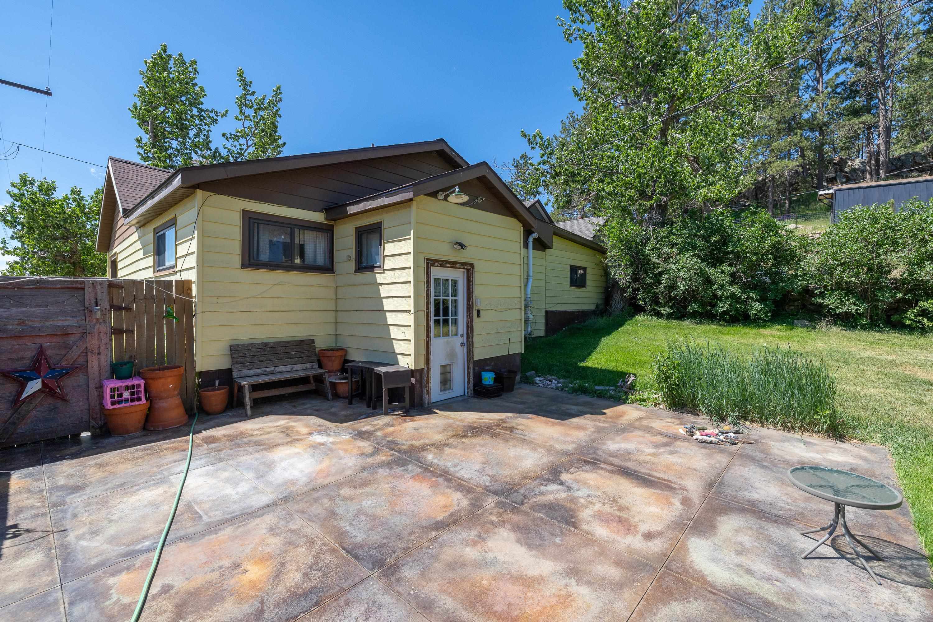 821 Montgomery Street, Custer, SD 57730 — photo 2