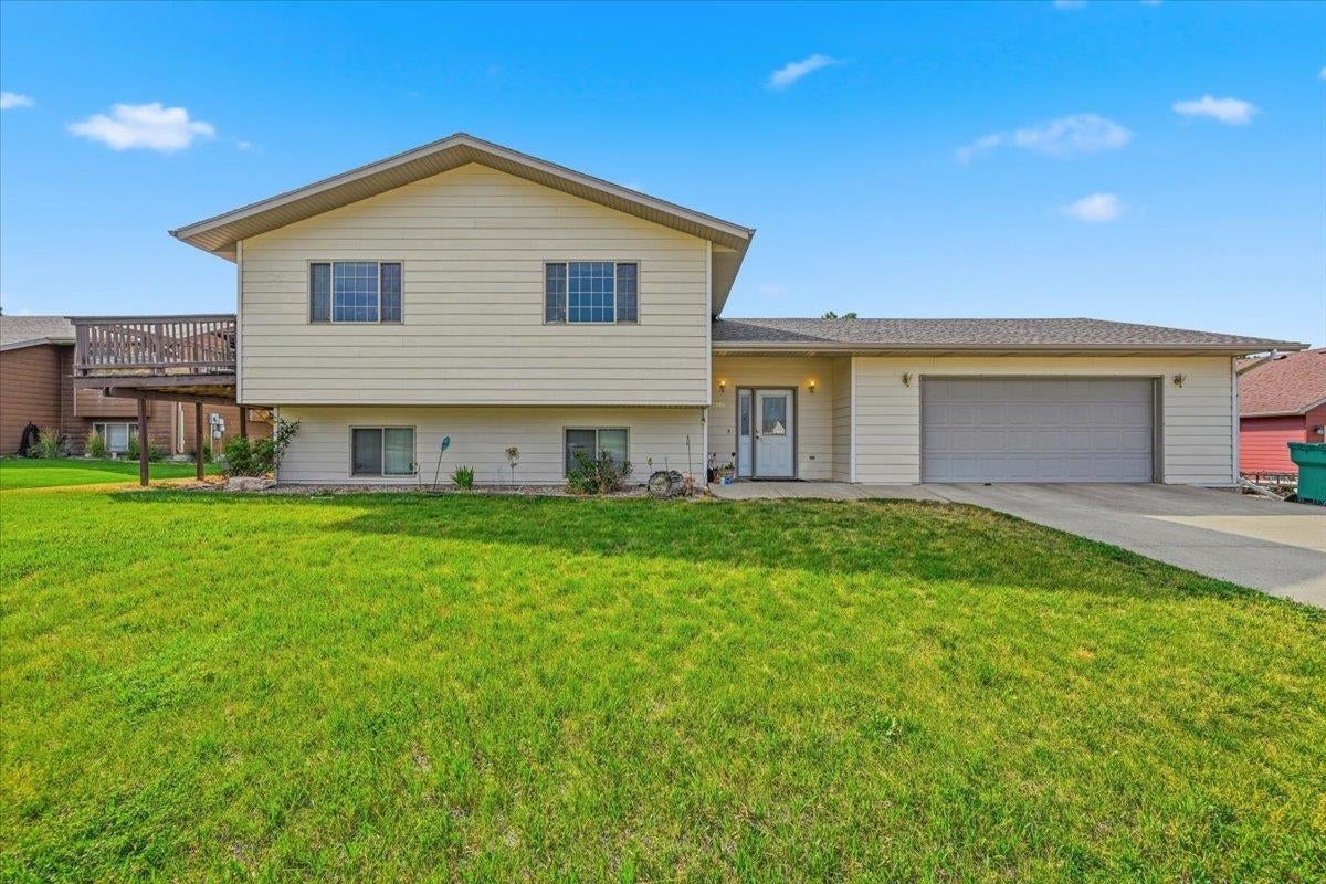 1501 Otter Road — photo