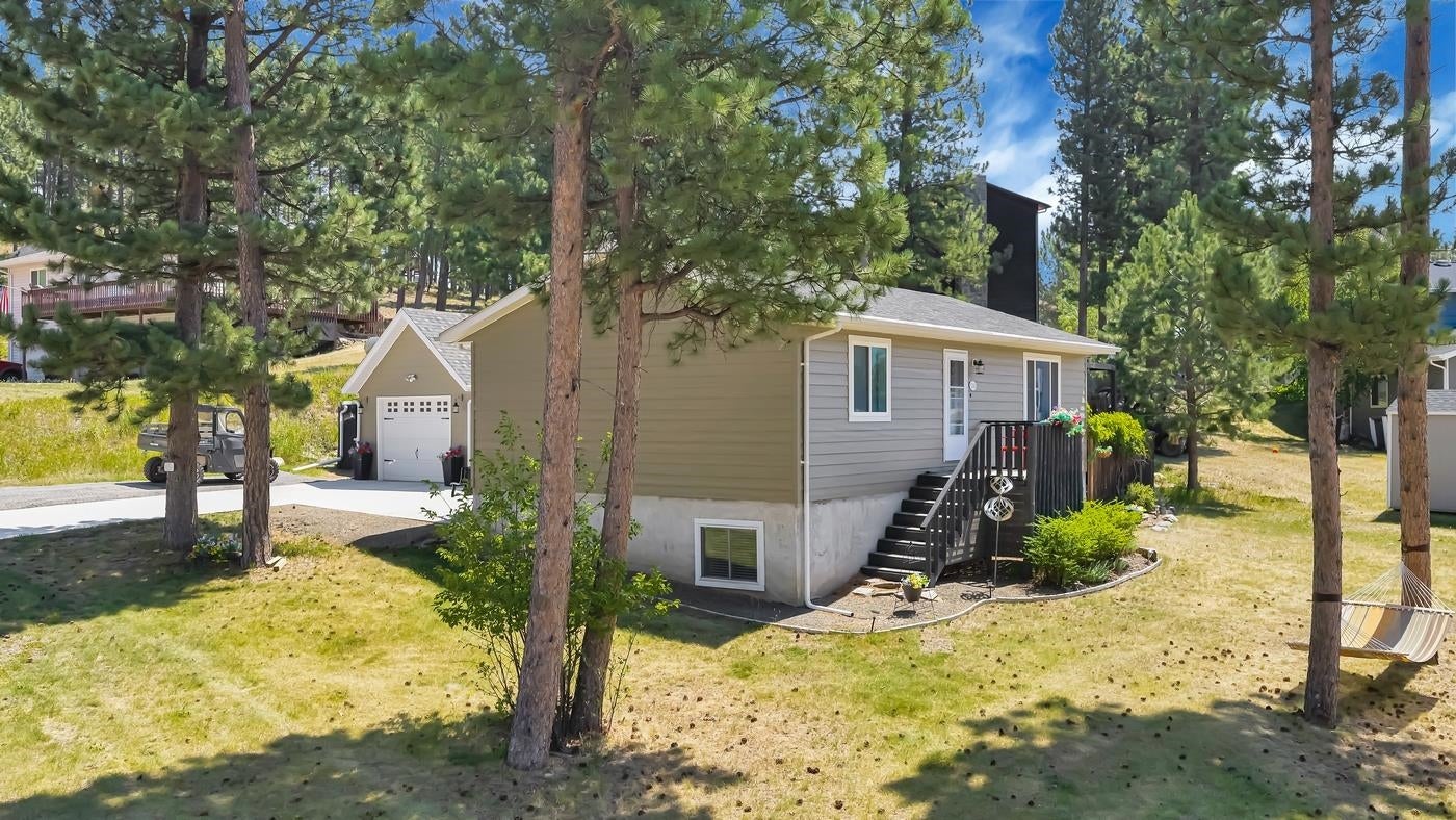 530 Deegan Drive — photo