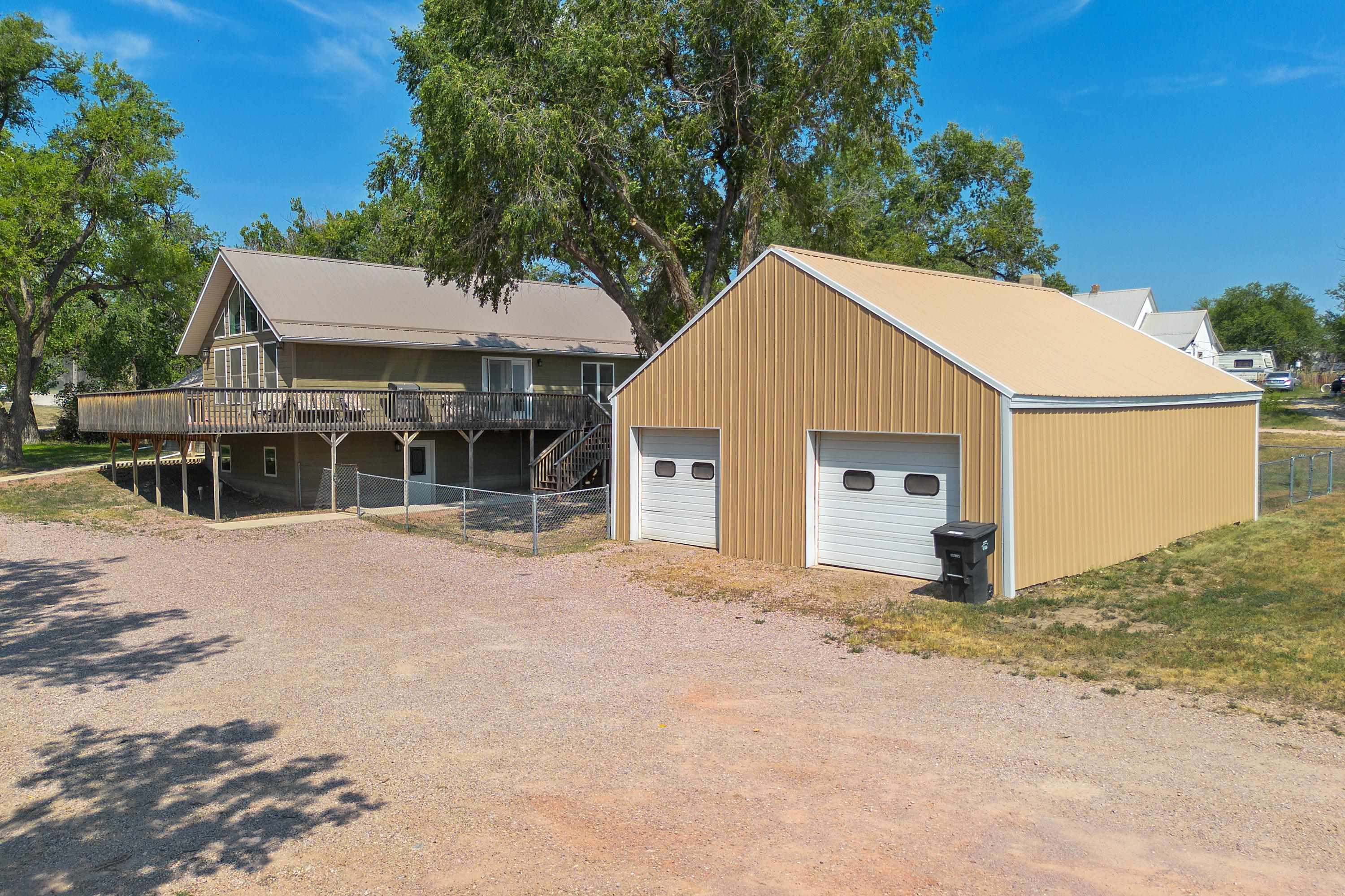 1003 3rd Avenue, Edgemont, SD 57735 — photo 2