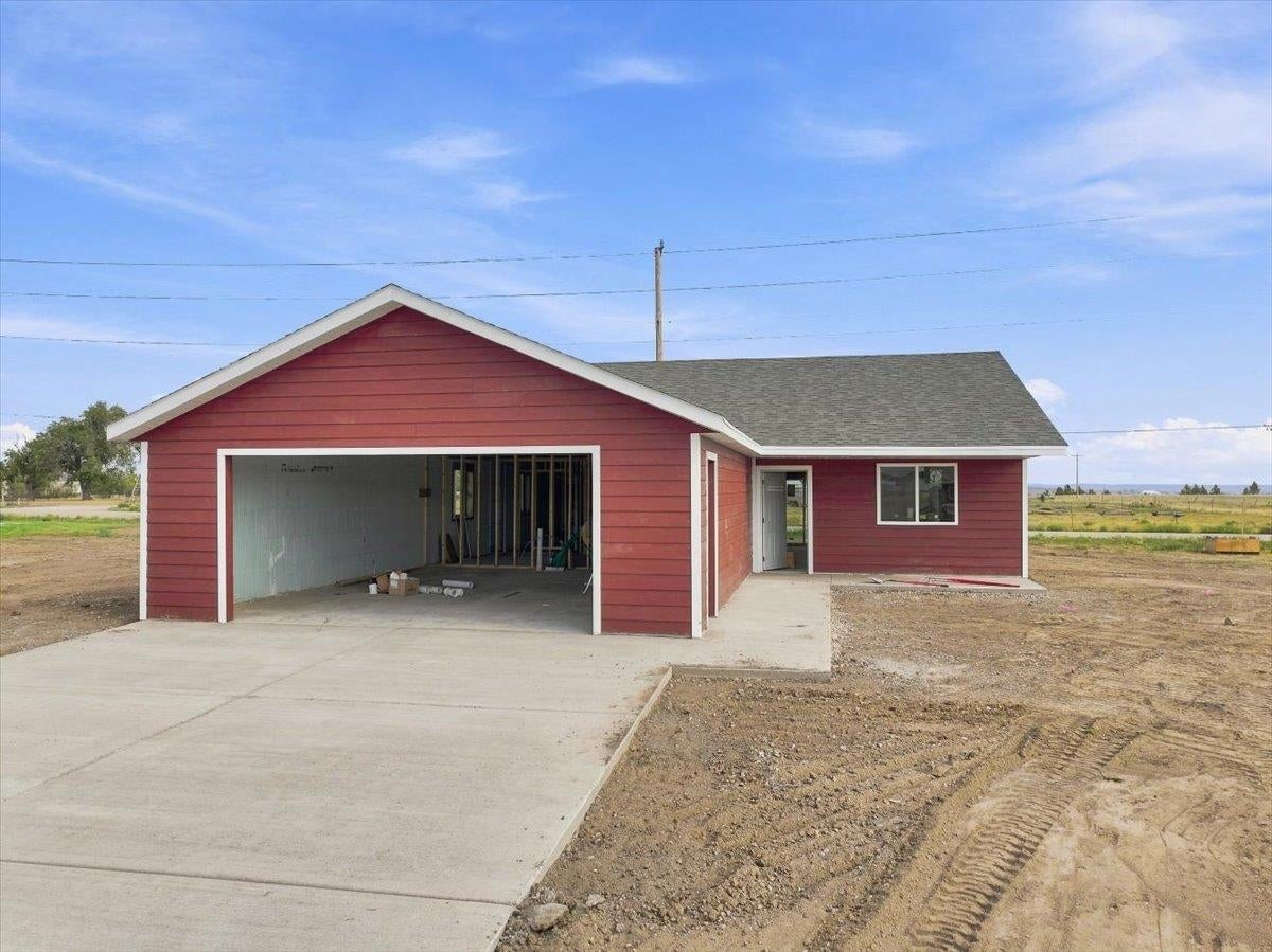 10894 Eagle Court, Belle Fourche, SD 57717