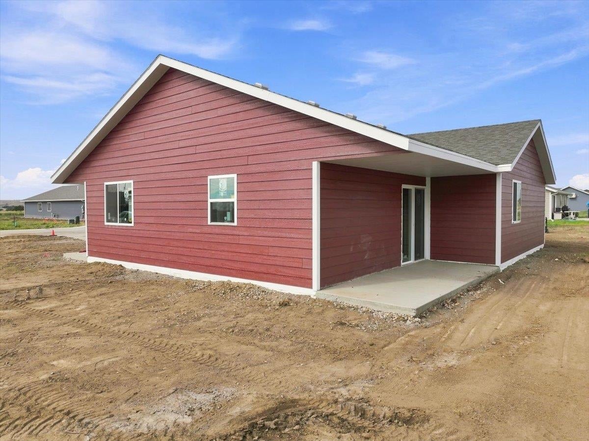 10894 Eagle Court, Belle Fourche, SD 57717 — photo 2