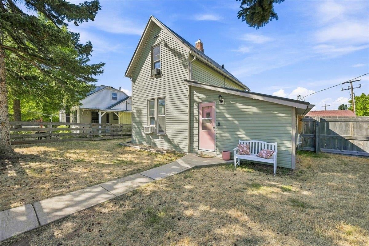 630 W Mason Street — photo