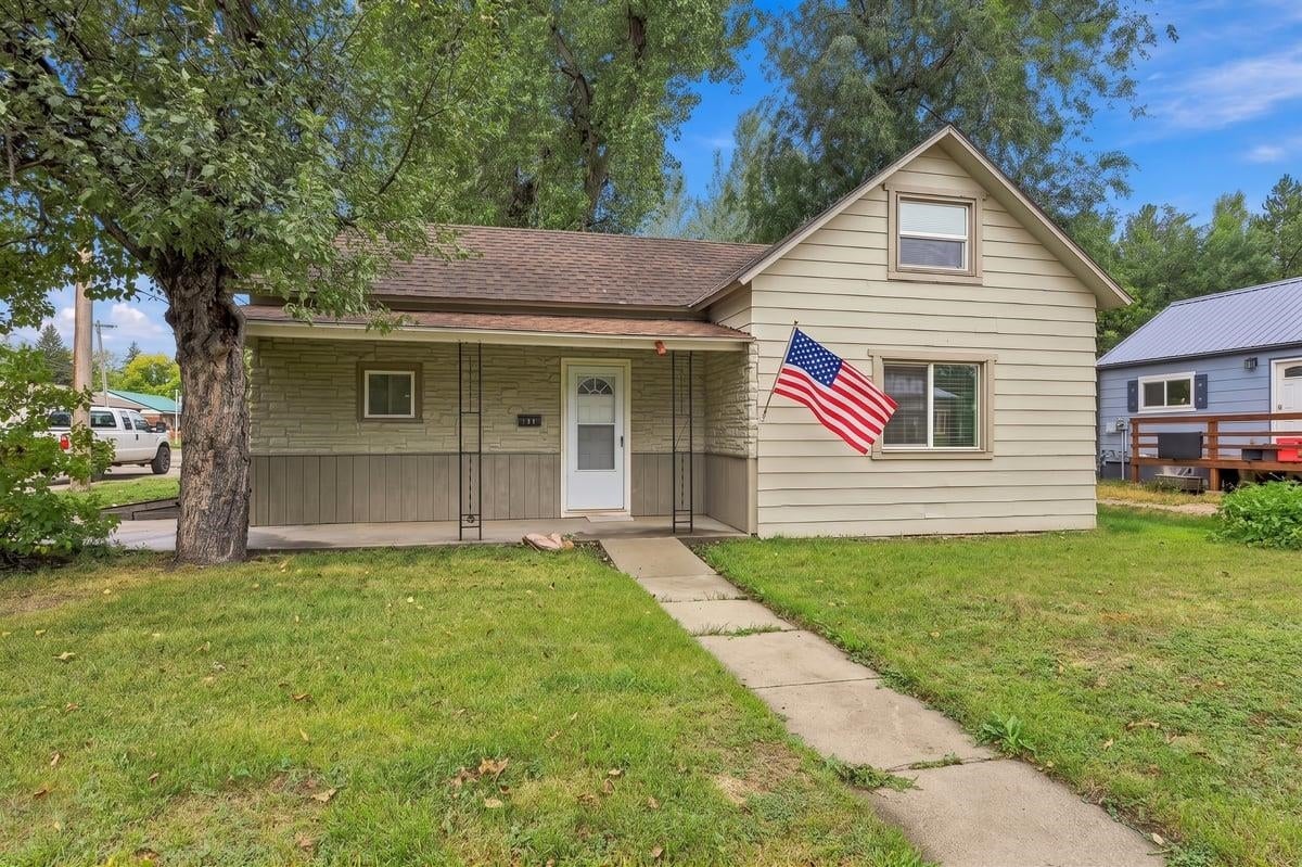 1070 Elkhorn Street — photo