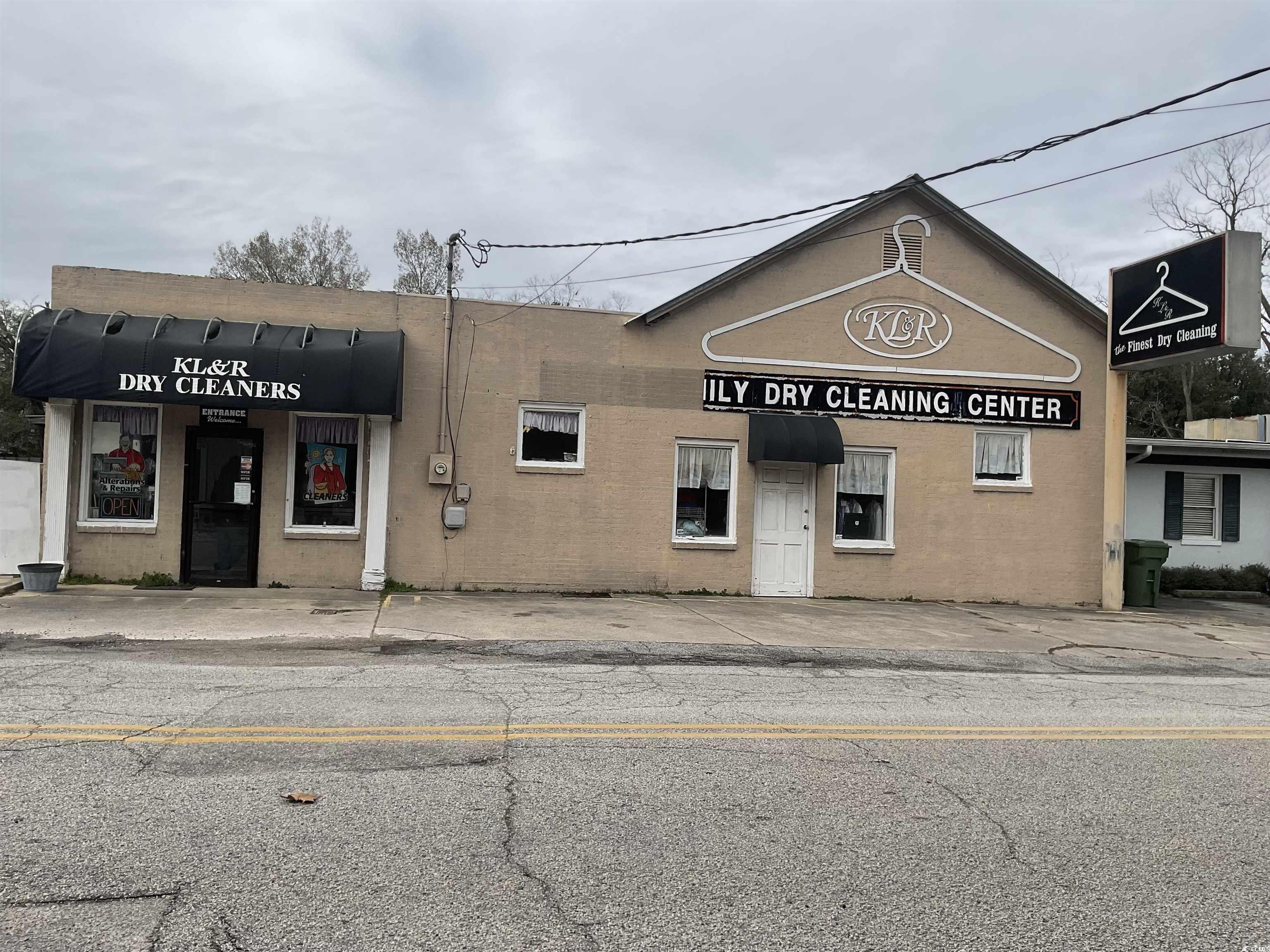 210 S Jackson St. — photo