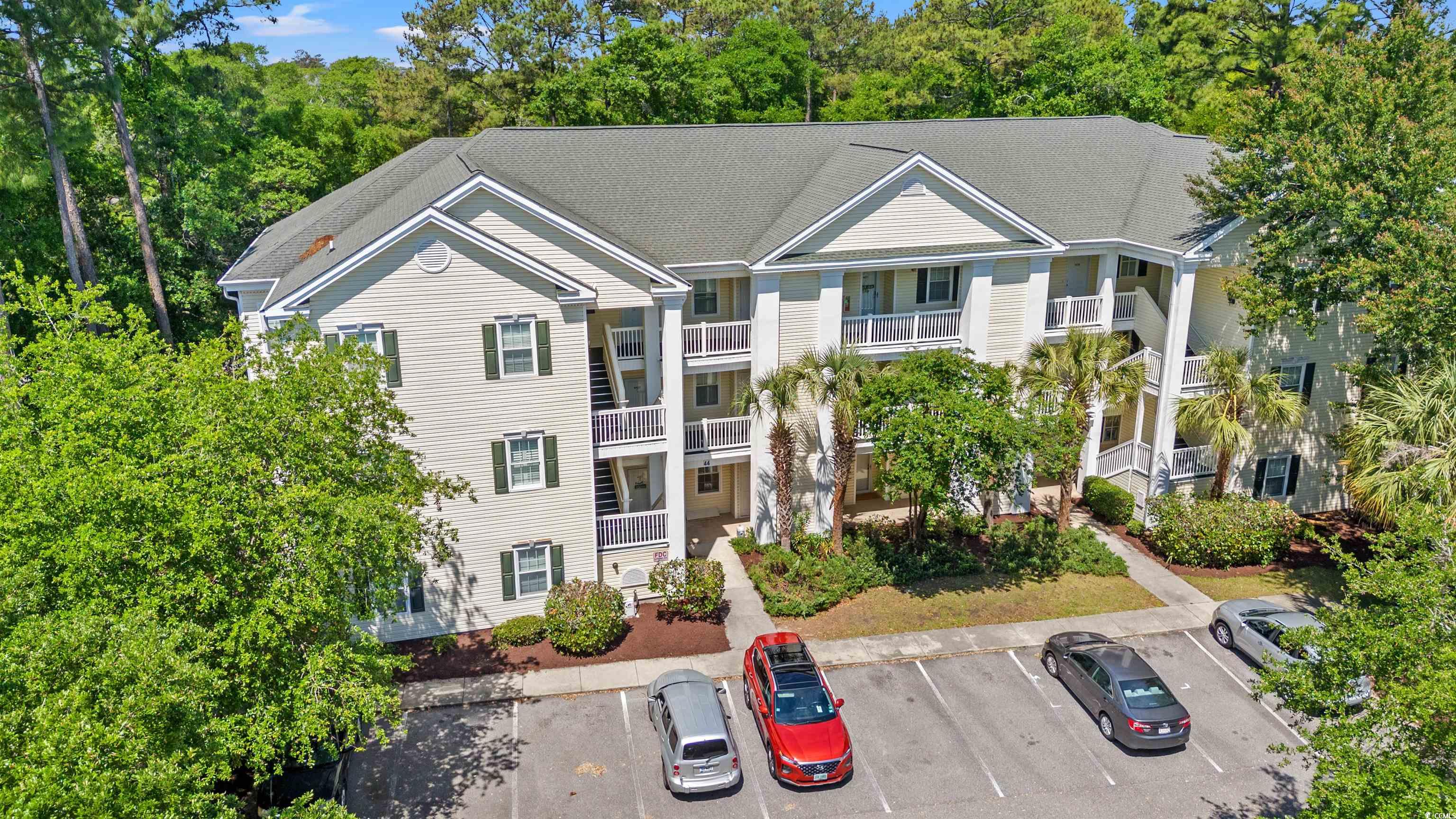 601 Hillside Dr. — photo