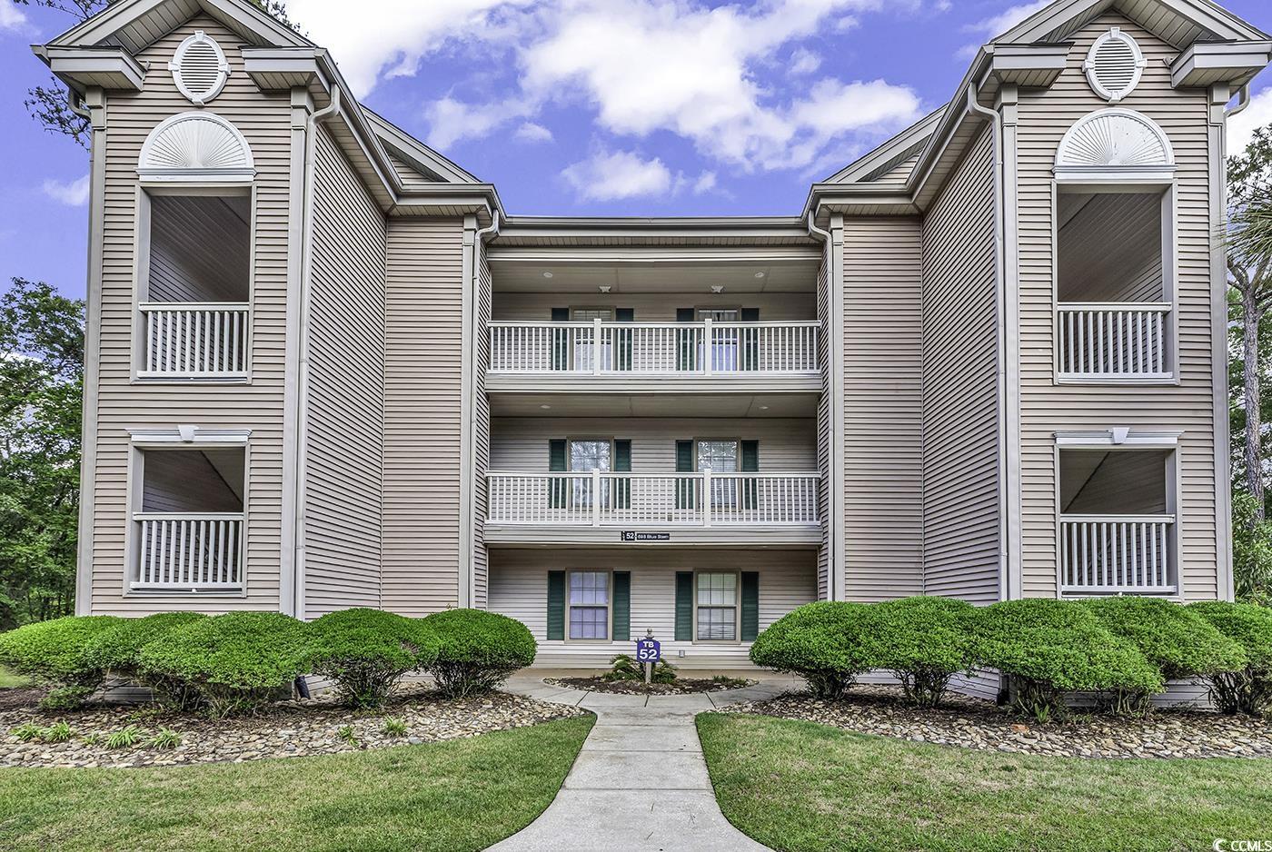 598 Blue Stem Dr. 52E — photo