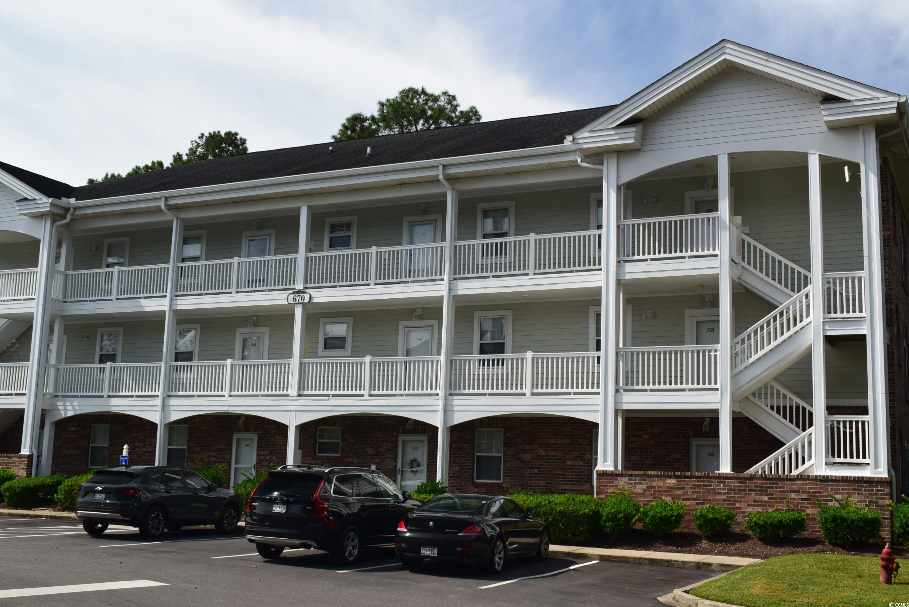 670 Riverwalk Dr. — photo