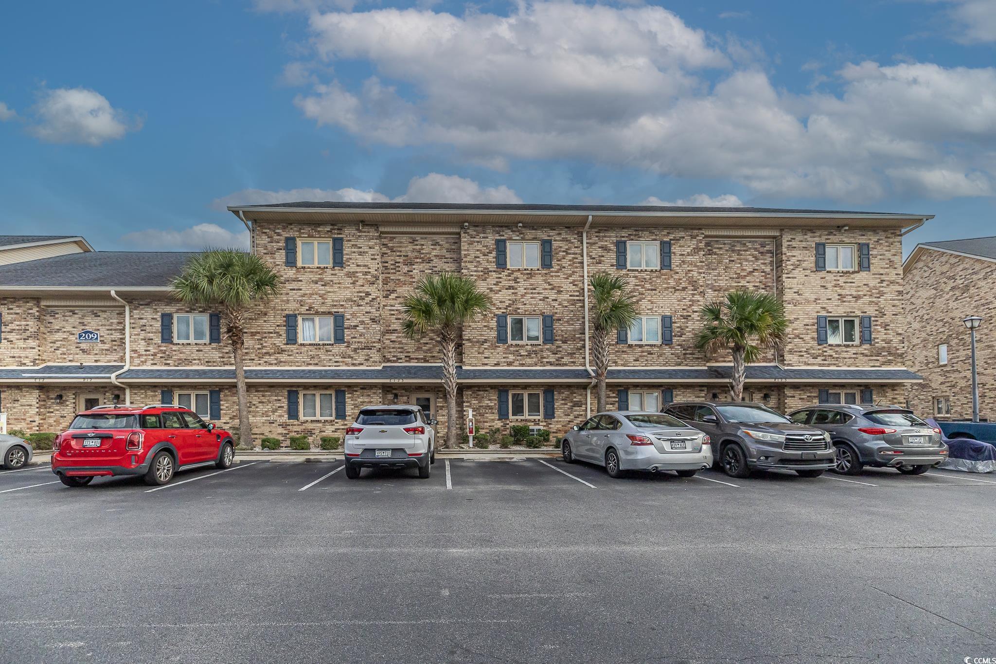 209 Double Eagle Dr. — photo