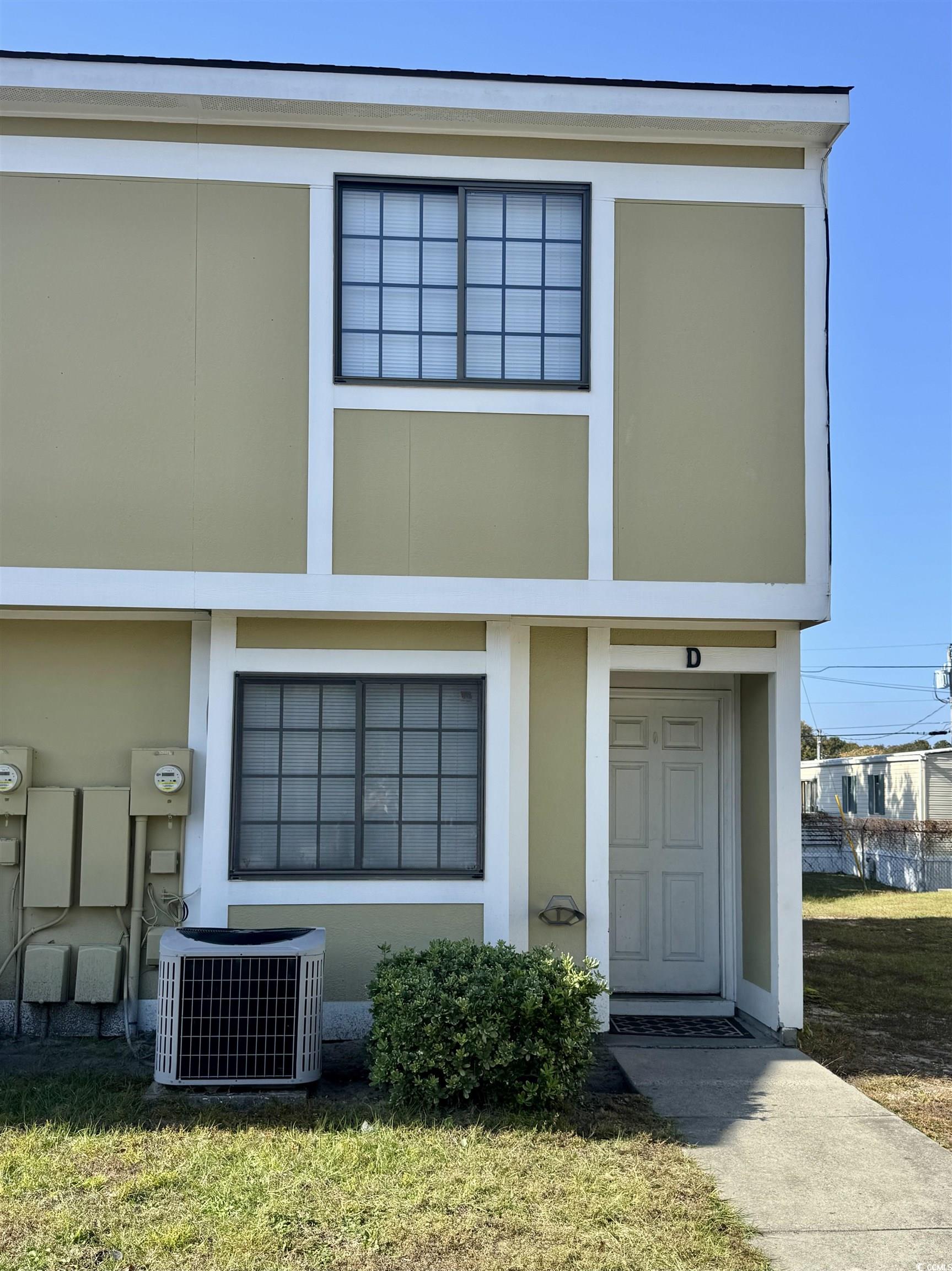 1207 Pinegrove Dr. D — photo