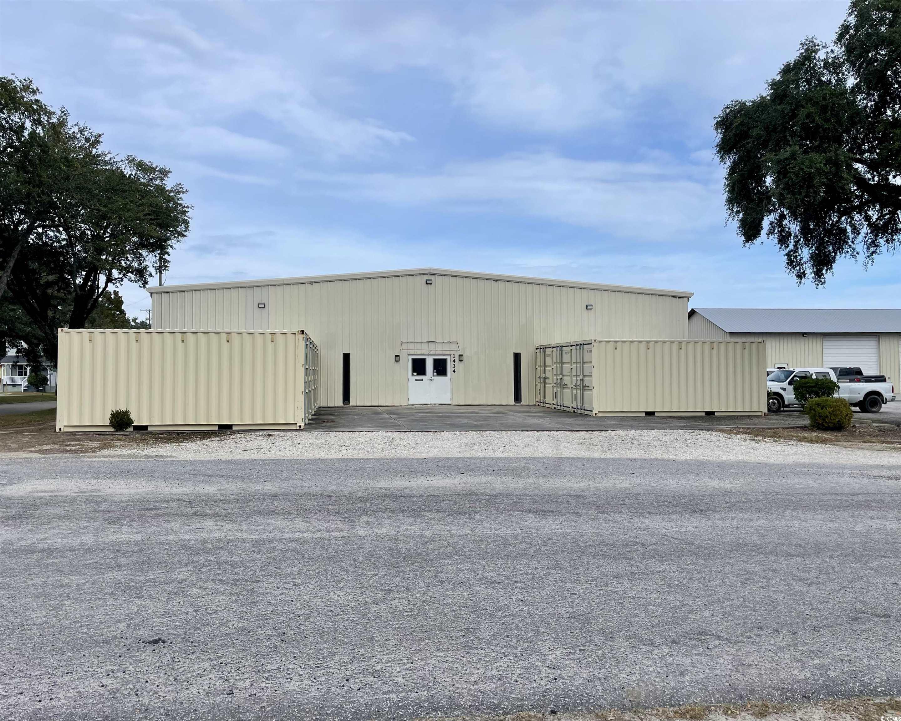 1434 Hawkins St. — photo