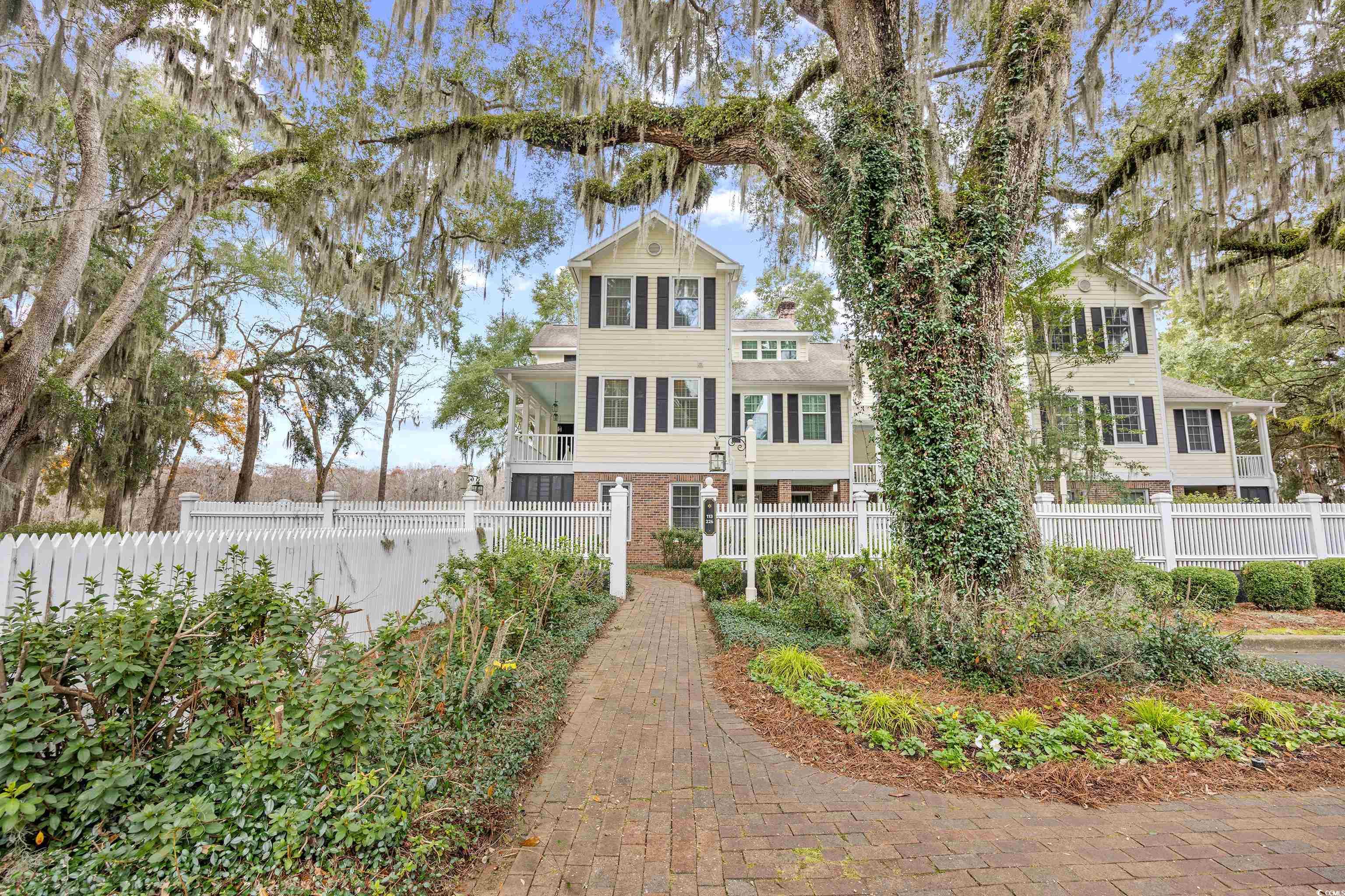 1970 Governors Landing Rd. 113 — photo