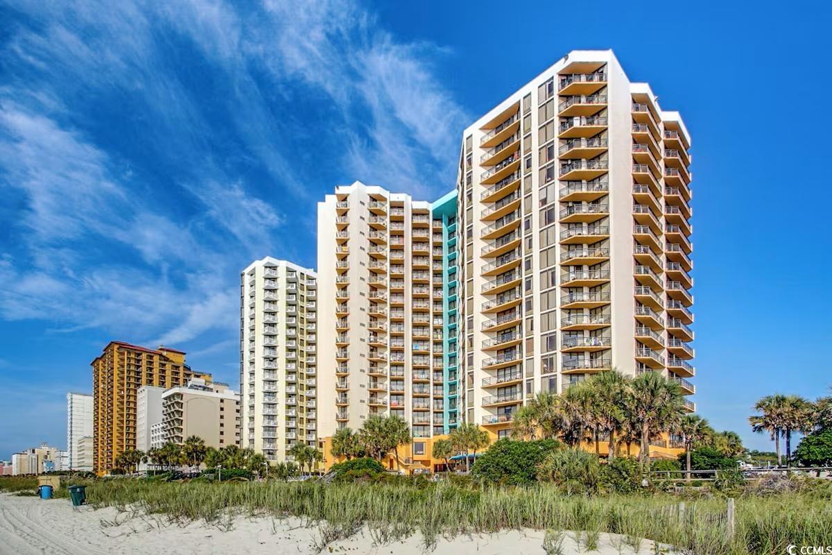 2710 N Ocean Blvd. — photo