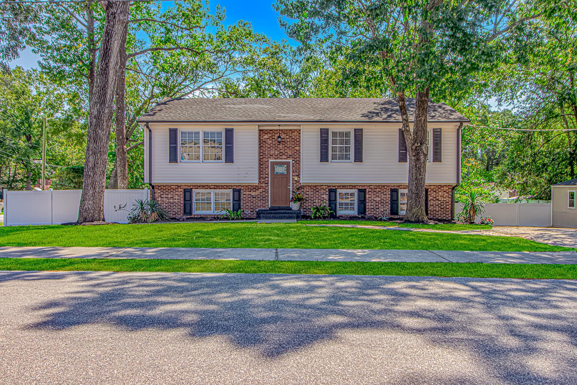 313 N Poplar Dr. — photo