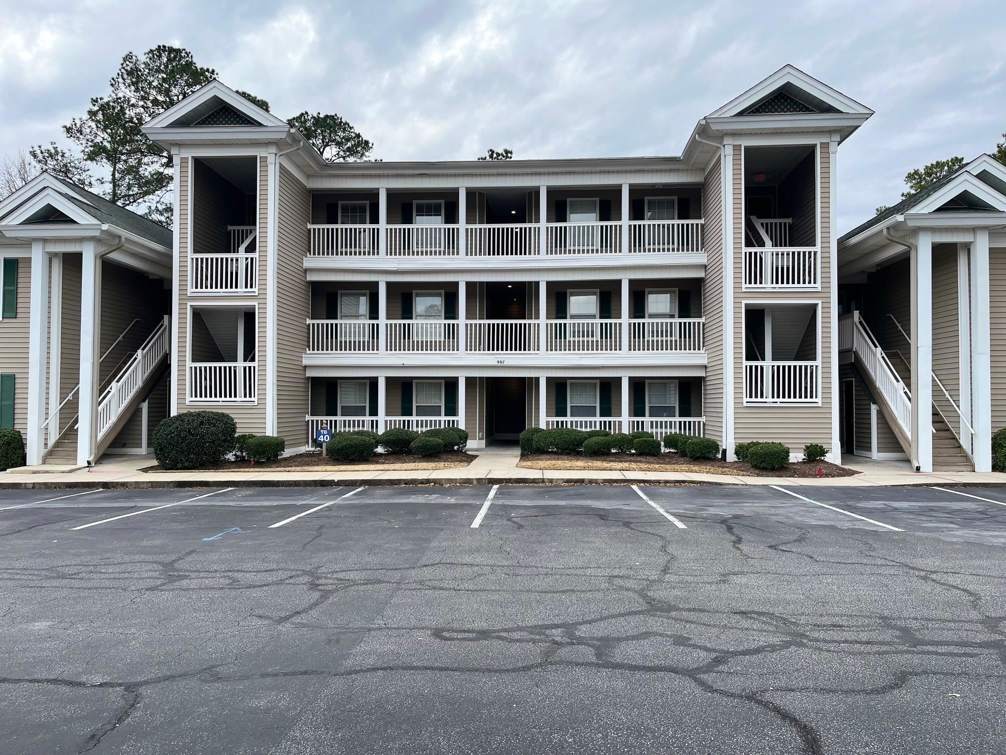 987 Blue Stem Dr. 40C — photo