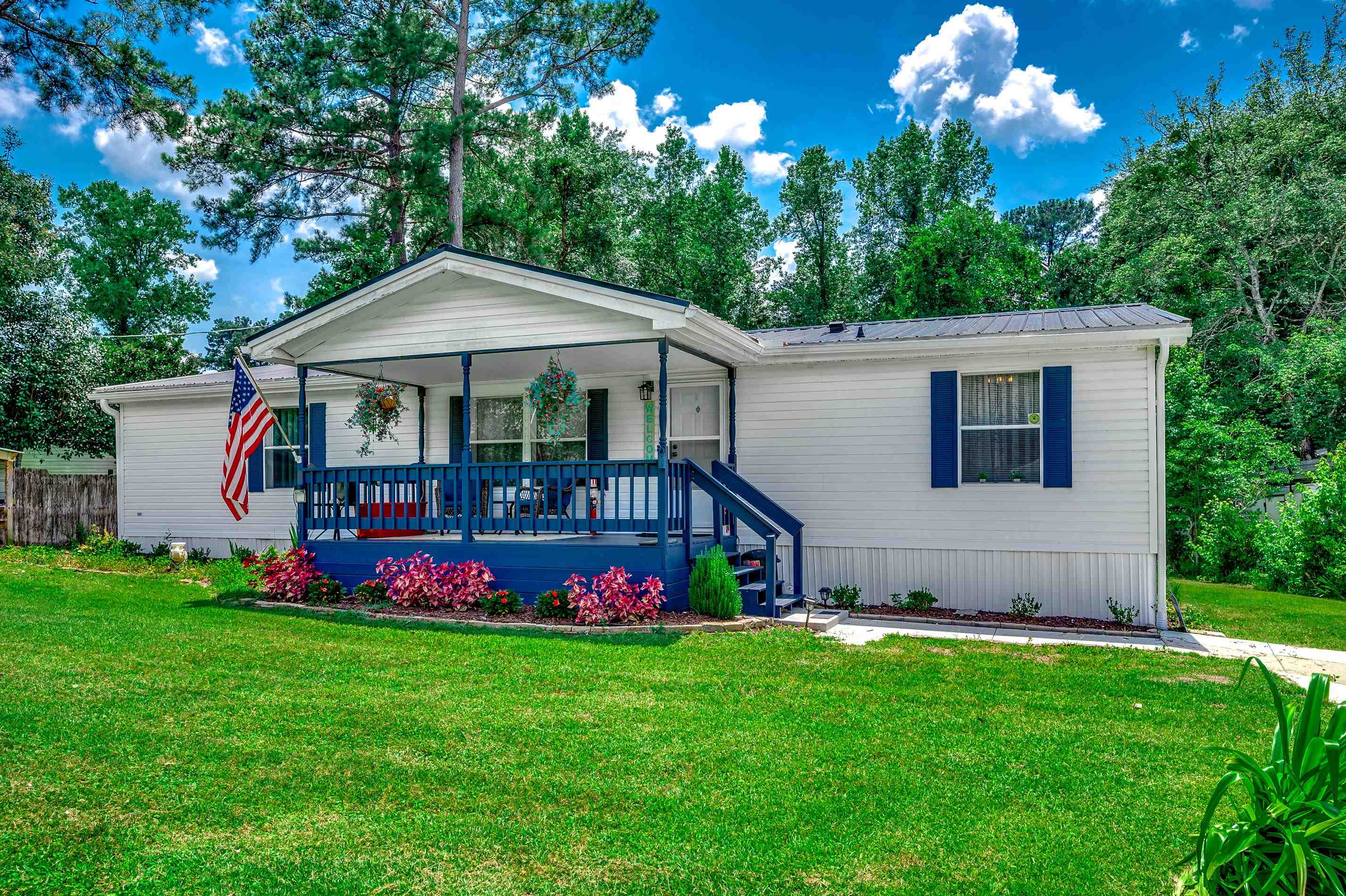 300 Rolling Ridge Dr. — photo