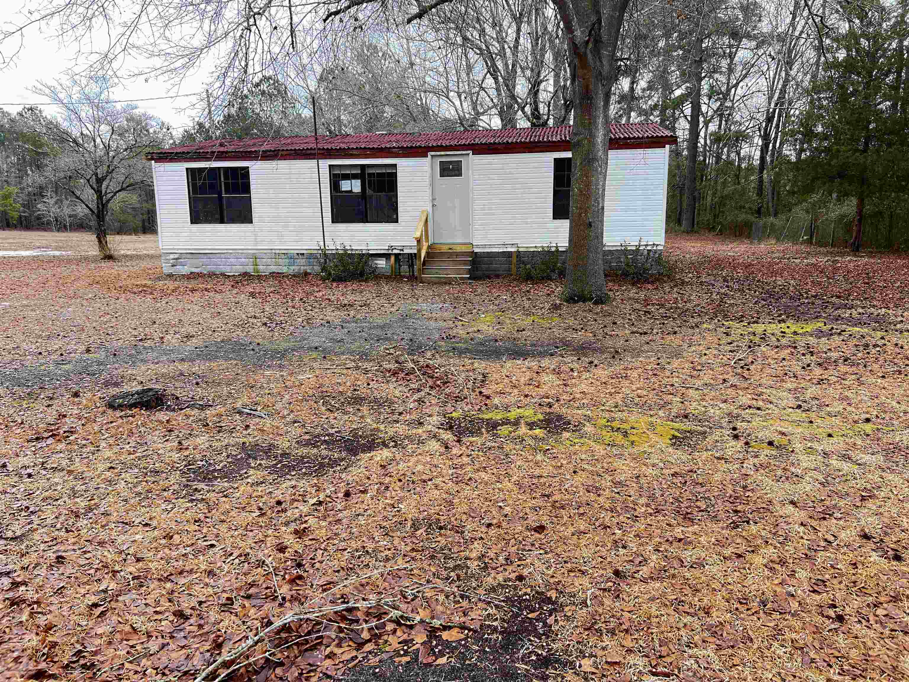 307 Bowling Green Rd — photo
