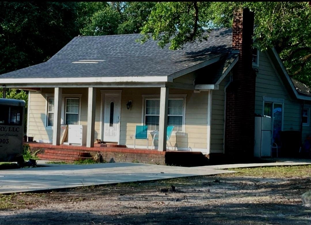 415 Live Oak St. — photo