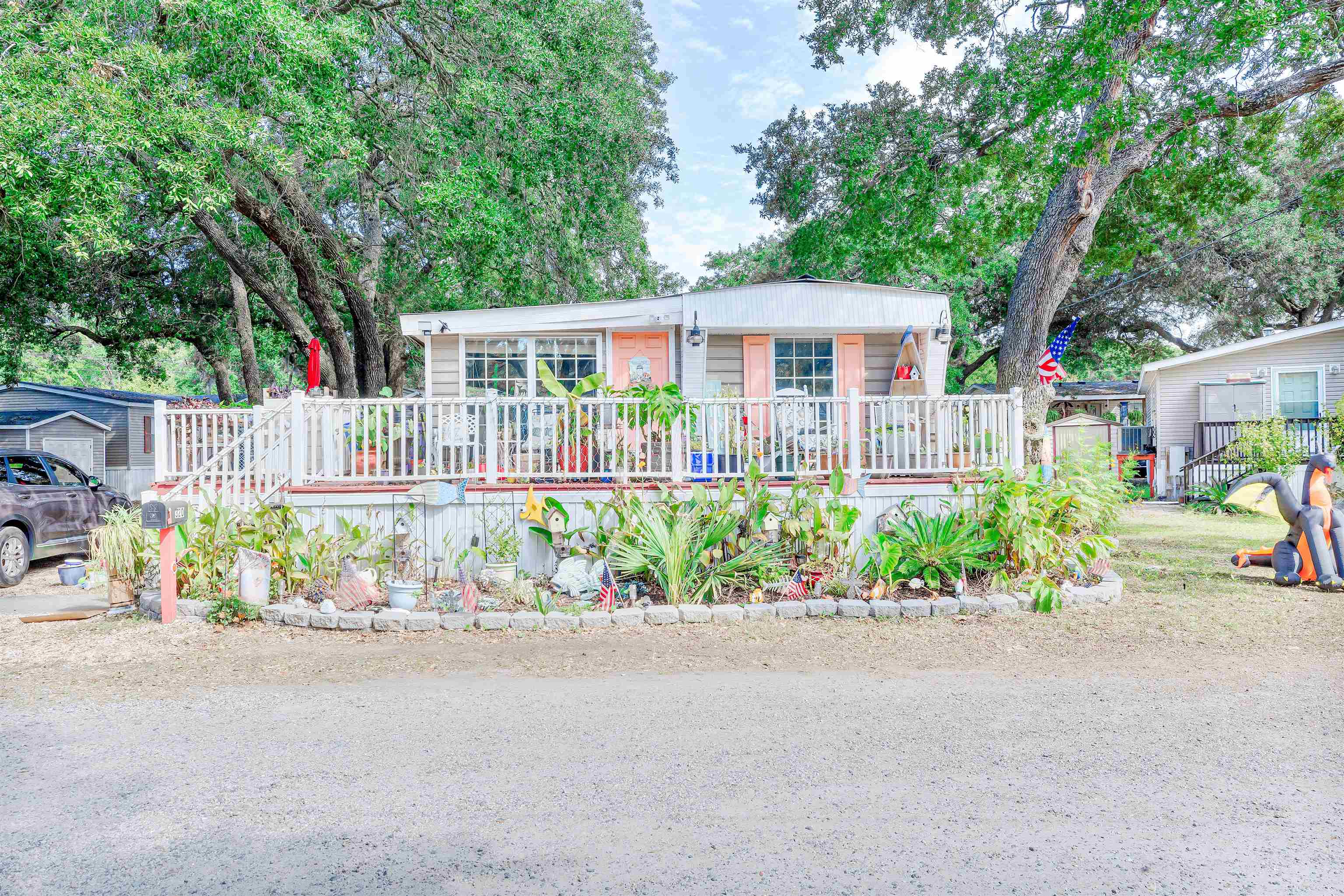 320 Clam Shell Circle — photo