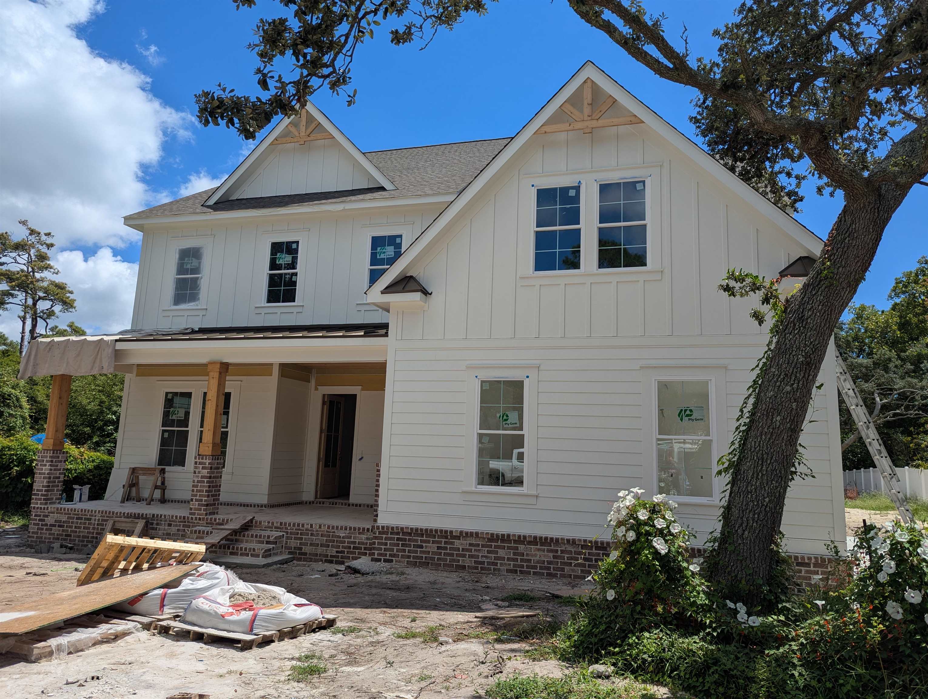 5720 Springs Ave. — photo
