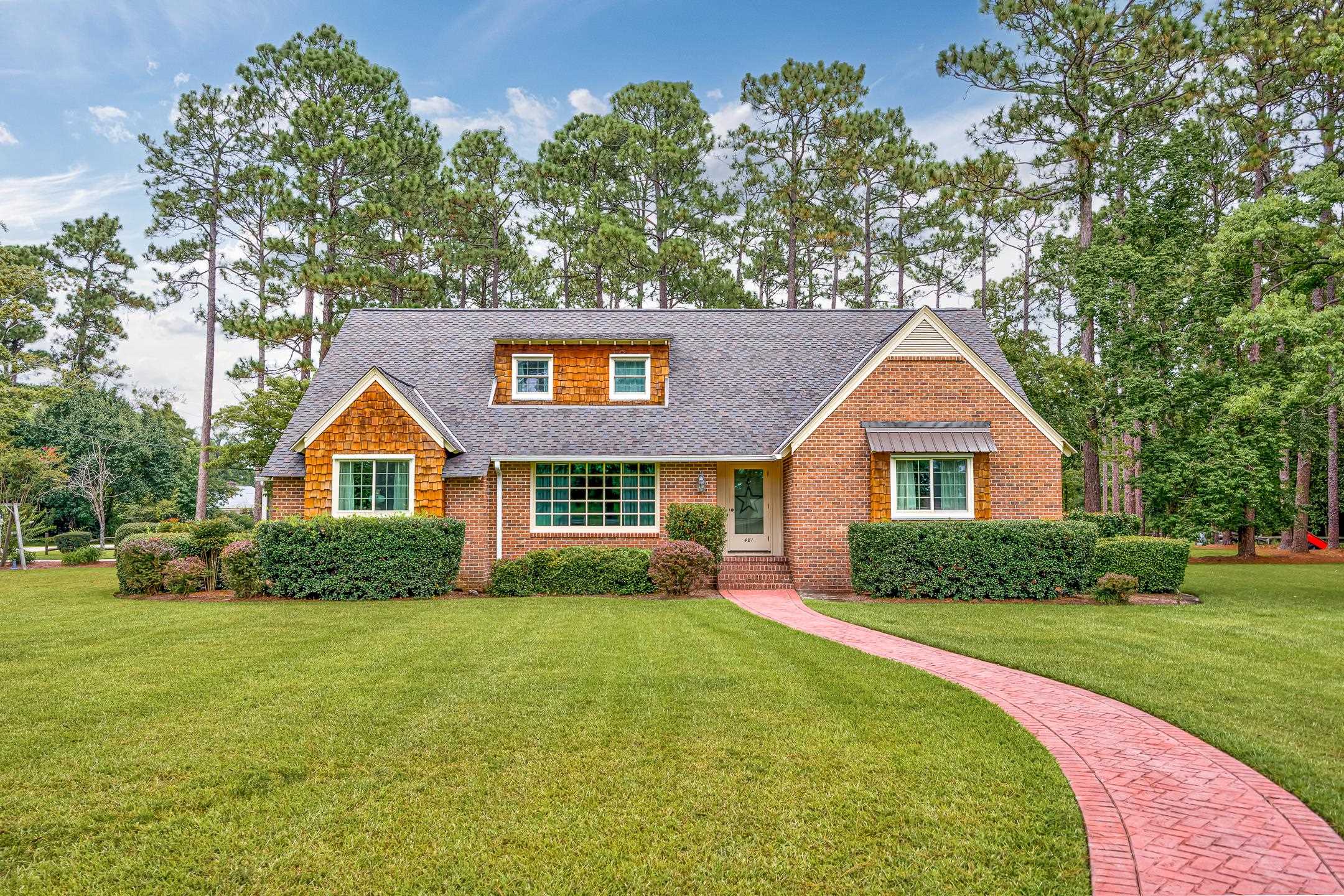 481 Fox Bay Rd. — photo