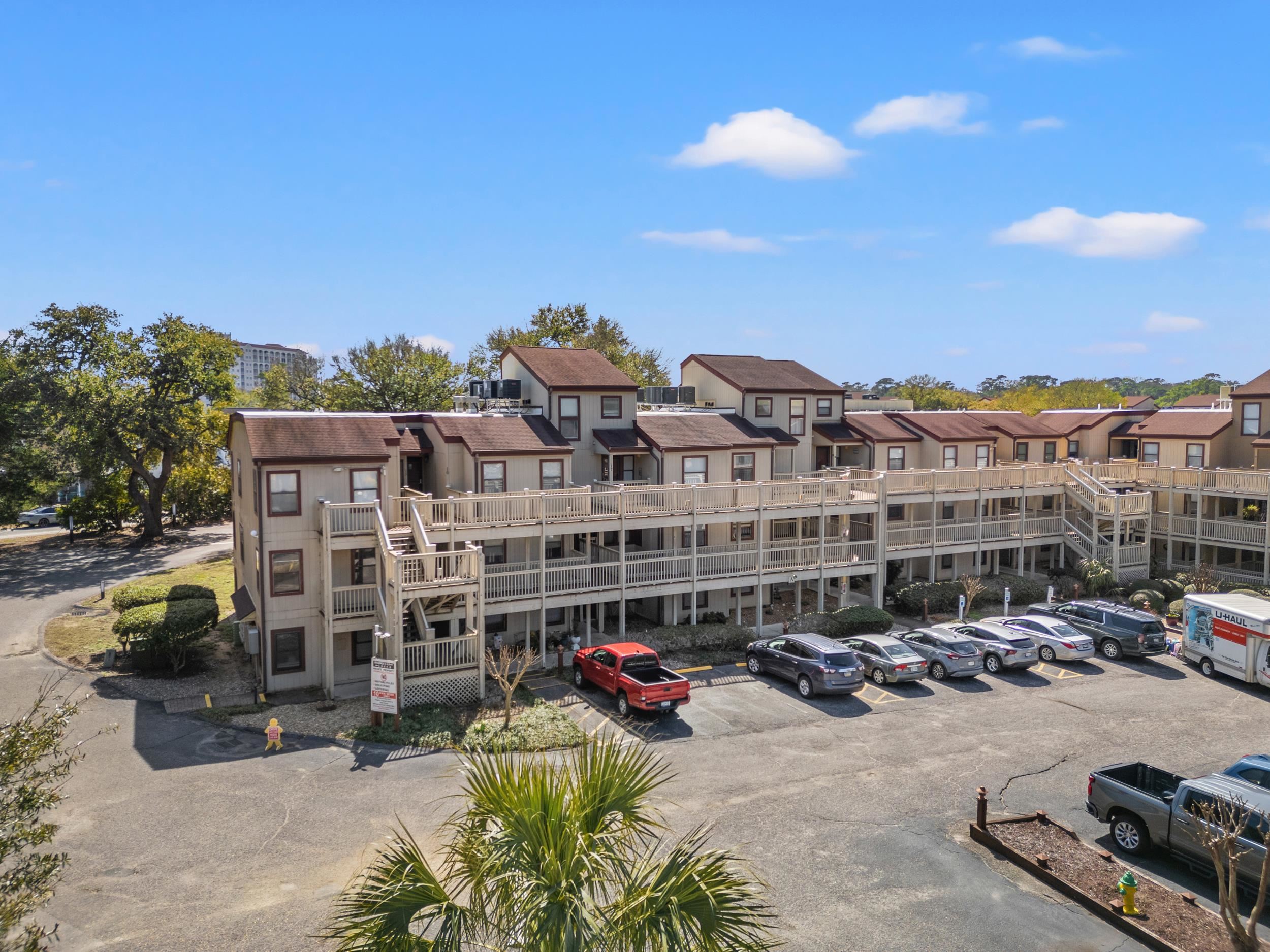 501 Maison Dr. a18 — photo