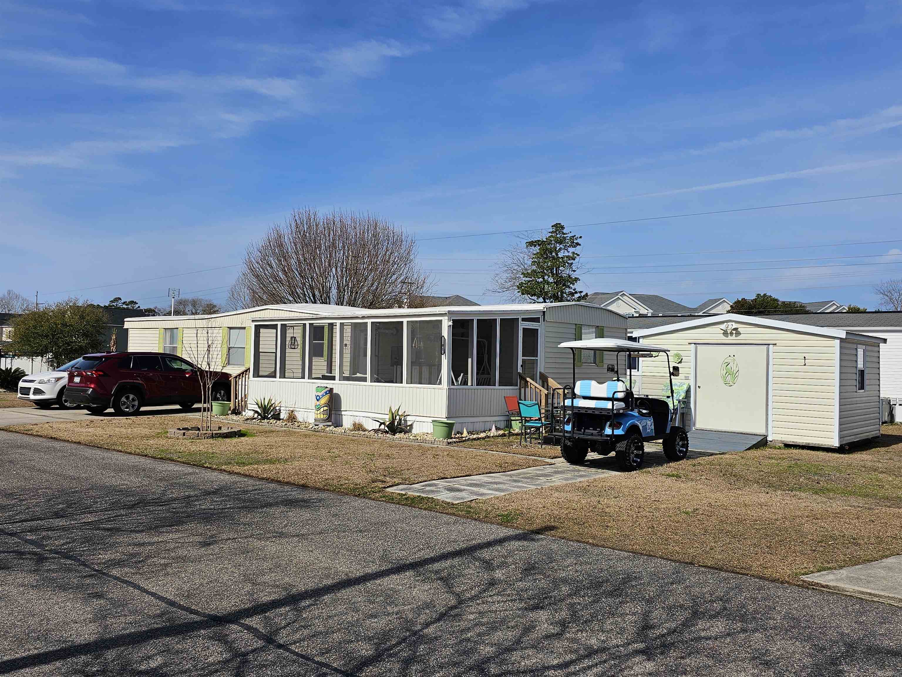 701 Parkway Dr. — photo