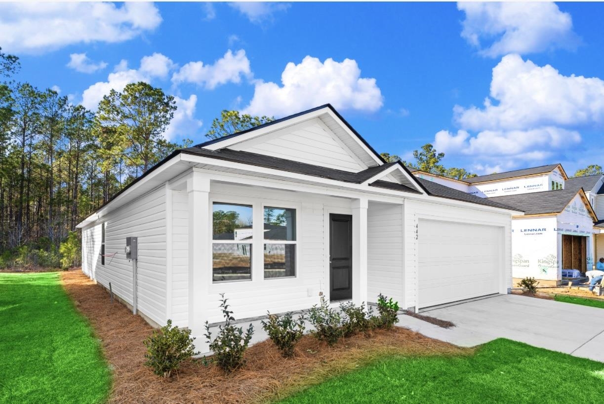 583 Cambria Dr — photo