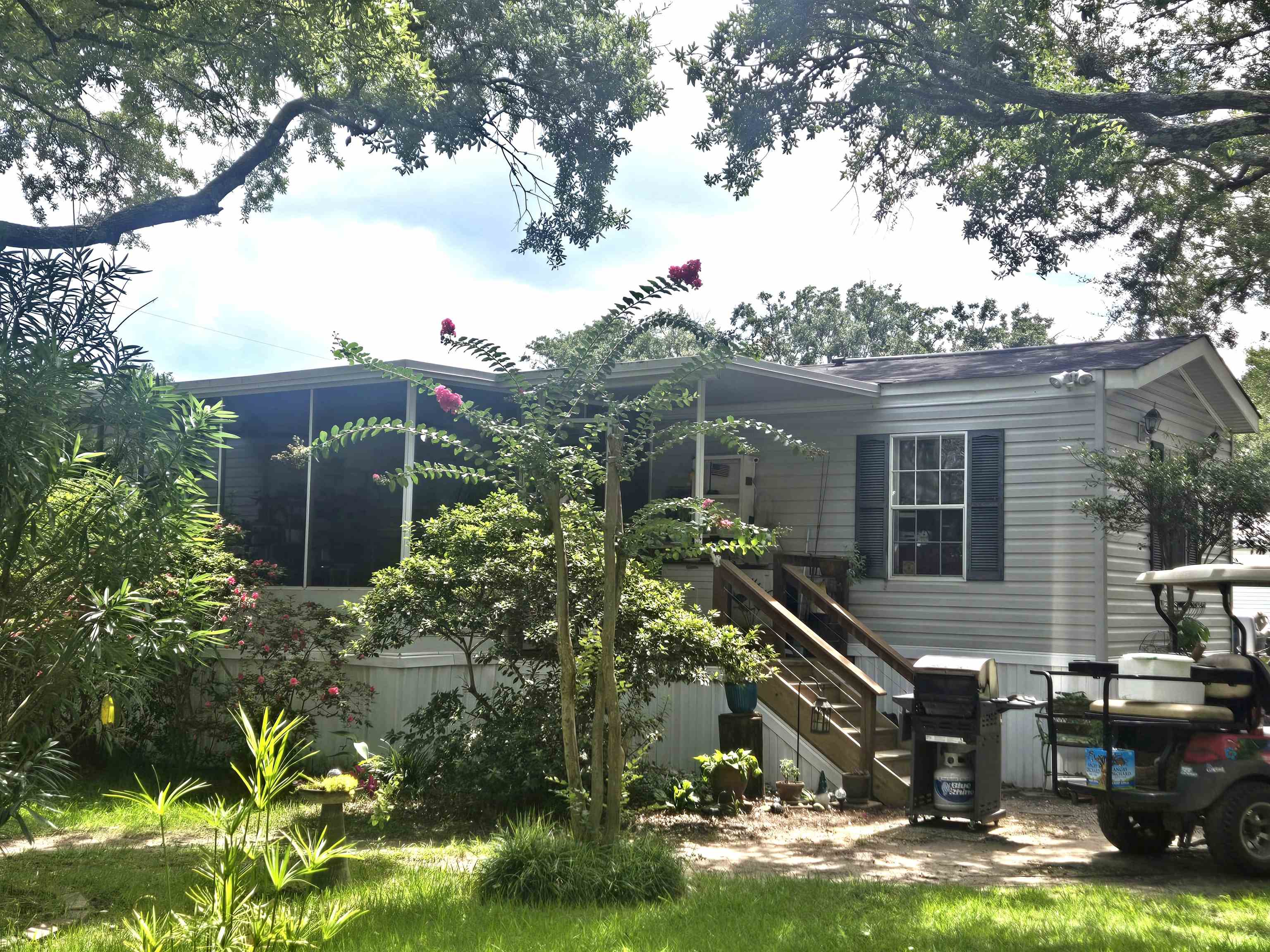 322 Yucca Circle — photo
