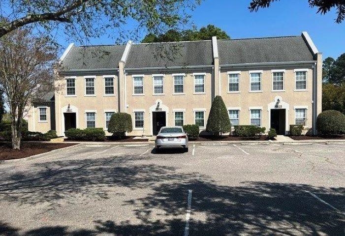 4595 Girvan Dr. 1D — photo