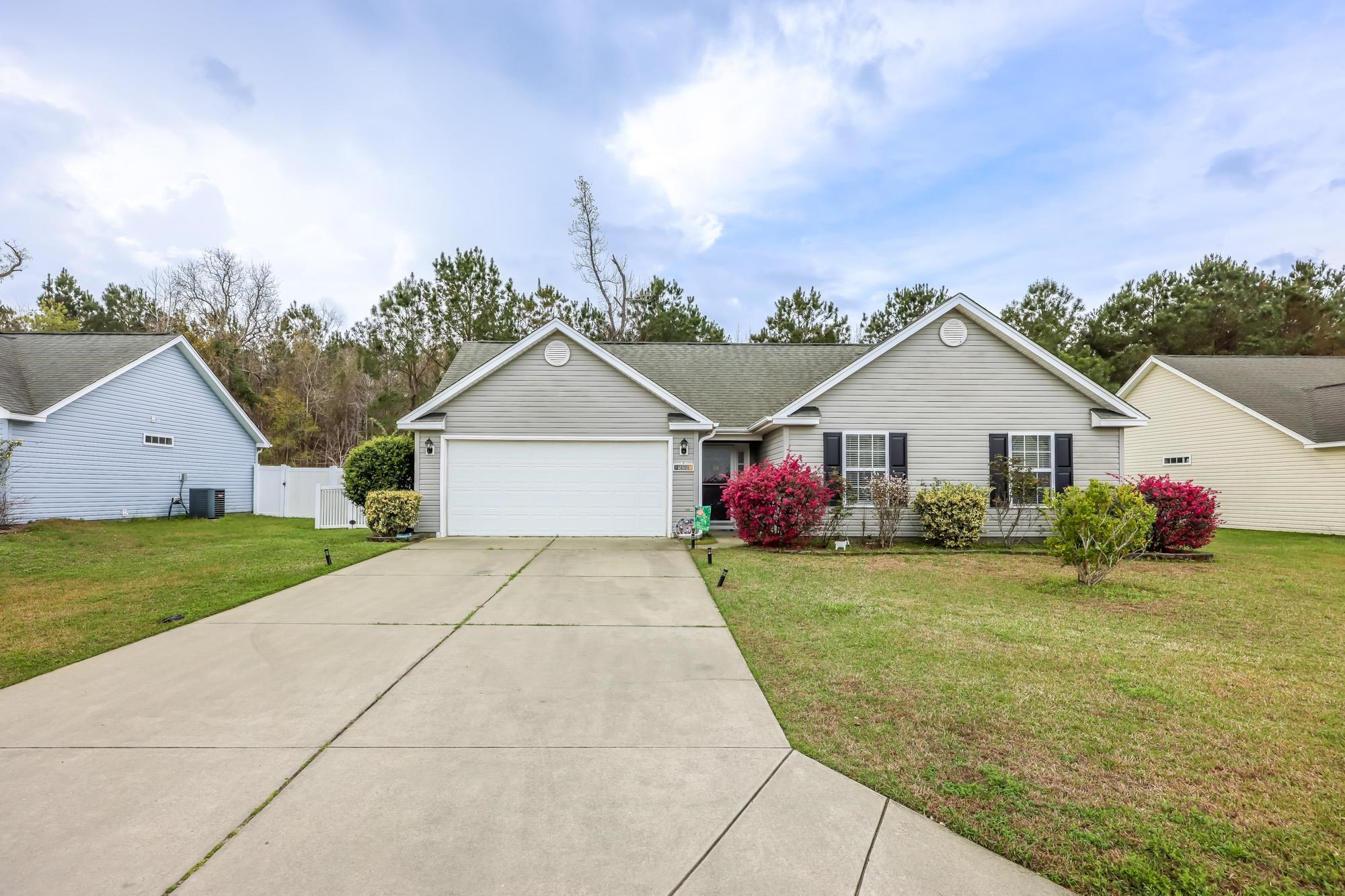 525 Carolina Woods Dr. — photo