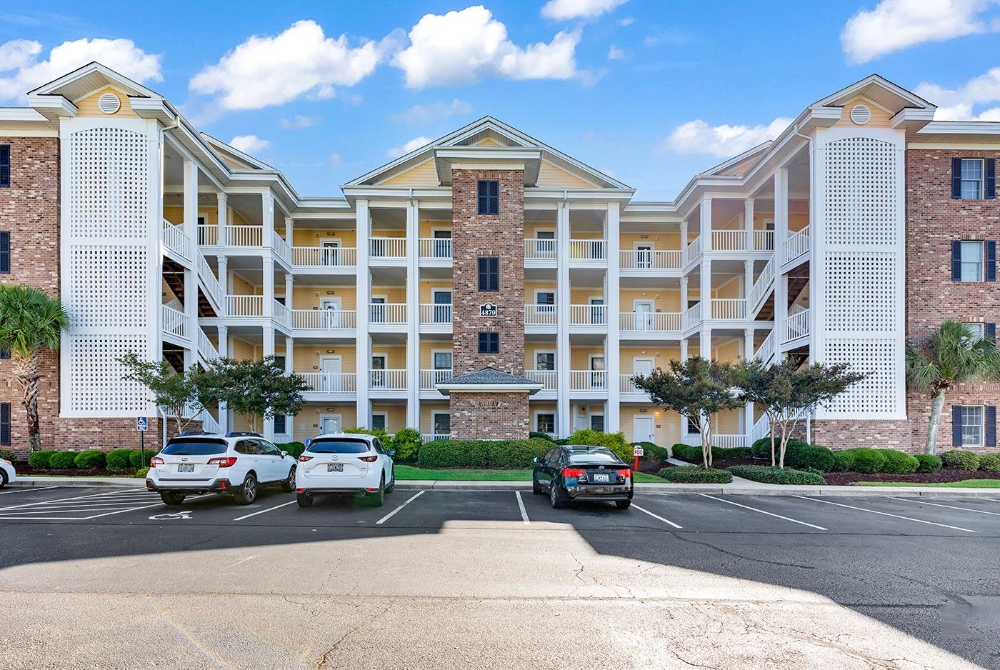 4879 Luster Leaf Circle 305 — photo